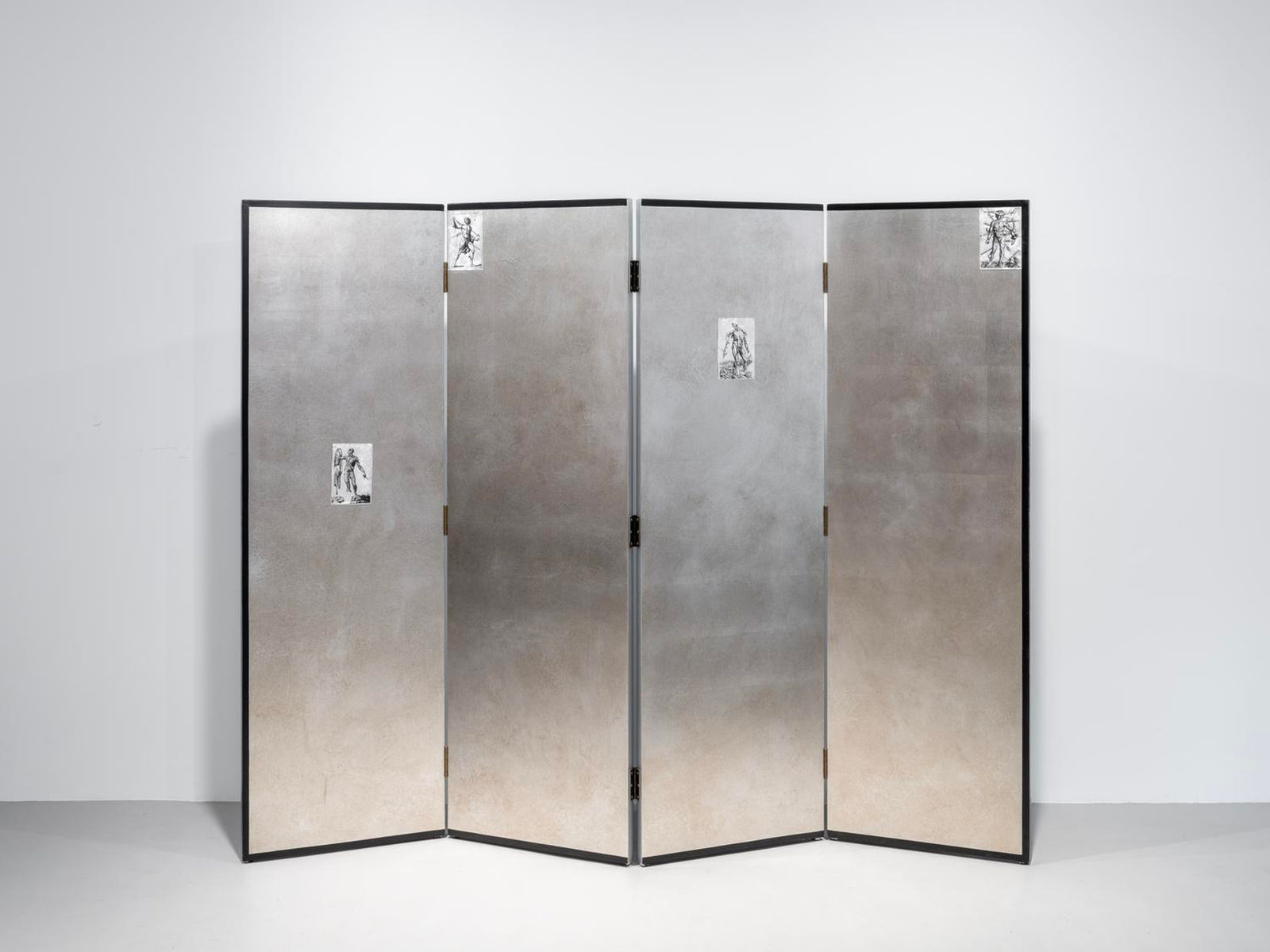 Julian Junyuan Feng 冯骏原, The Wound Man 受伤者, 2022