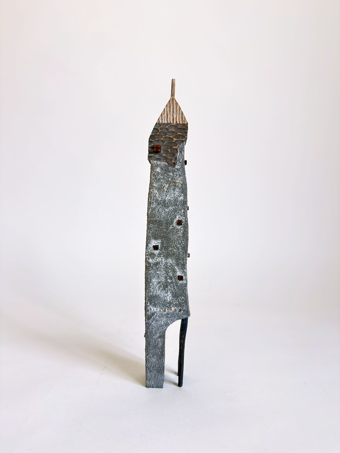 Yukihiro Akama, The Tower in the Valley