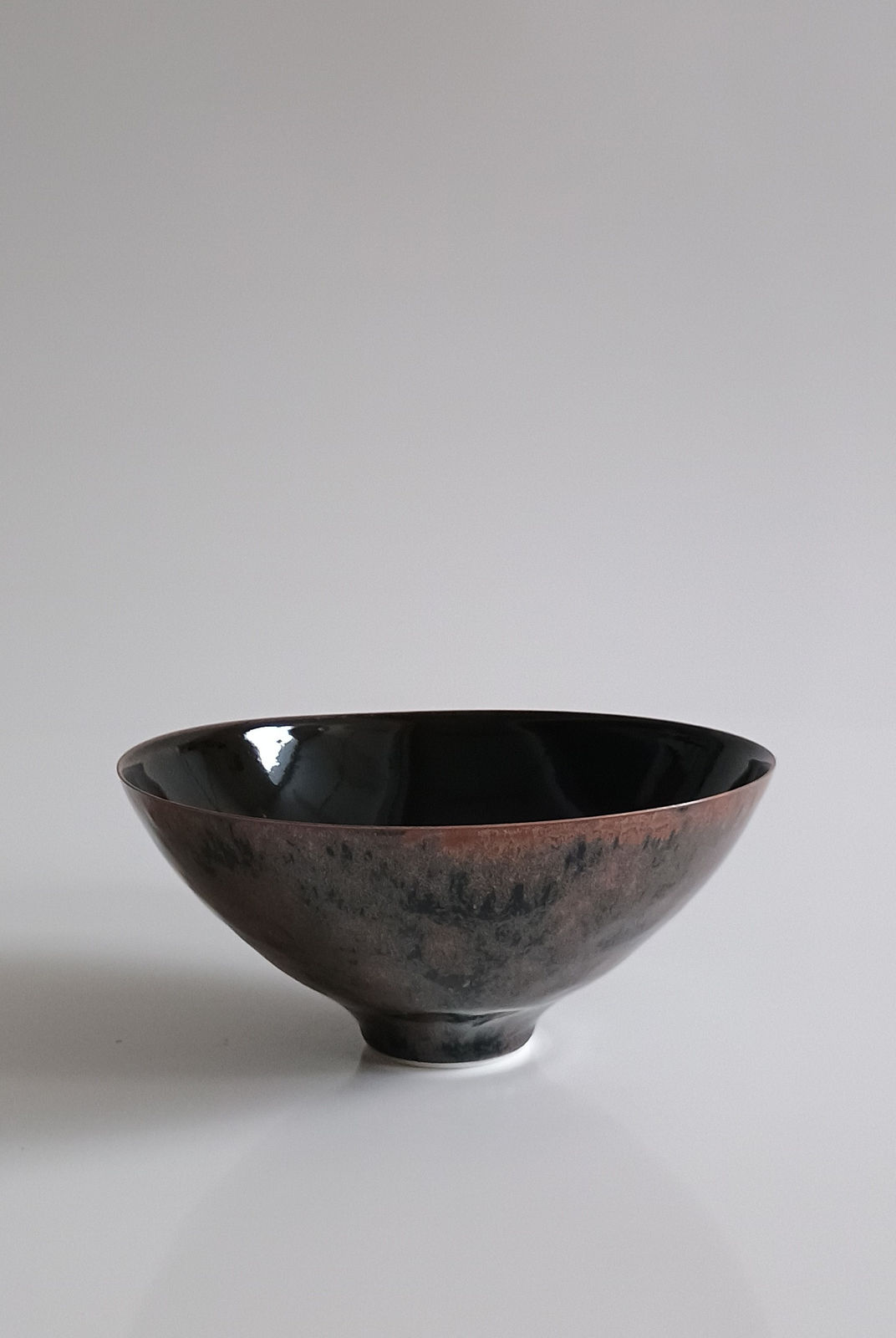 Chris Keenan, Mottled Deep Red and Tenmoko Bowl, 2025