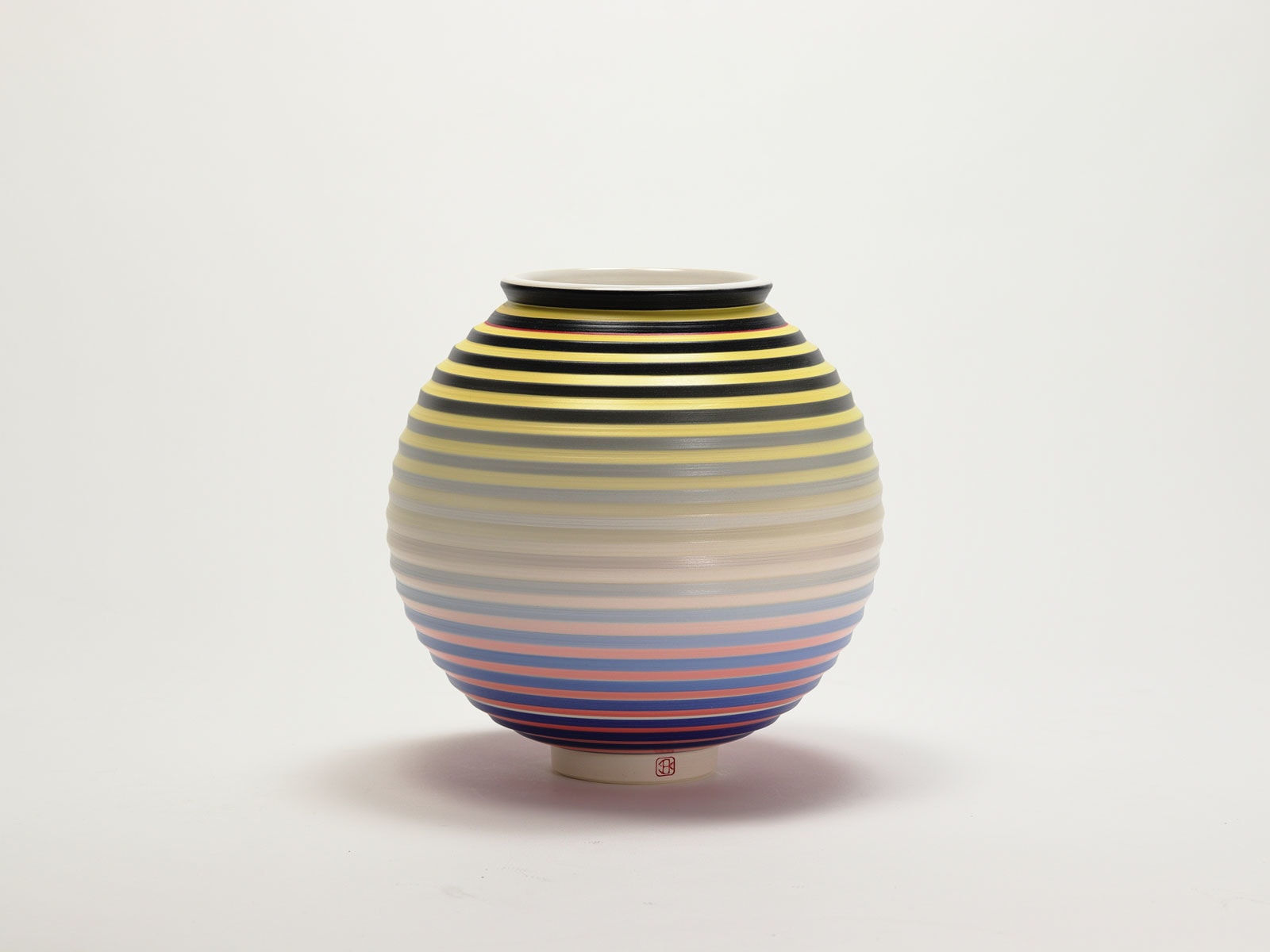 Jin Eui Kim, OPot - Moon Jar X, 2025