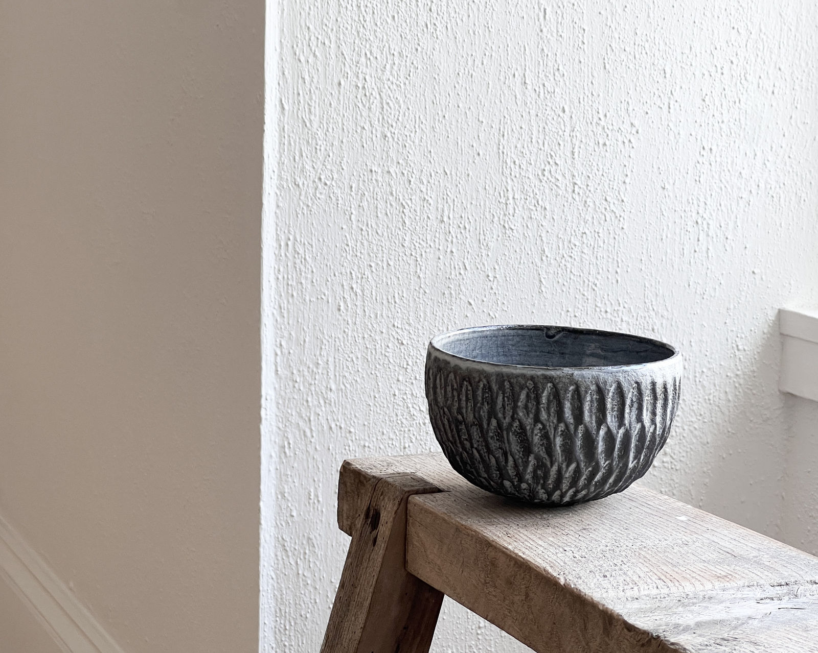 Akiko Hirai, Dry Kohiki Salad Bowl Dark Grey, 2024