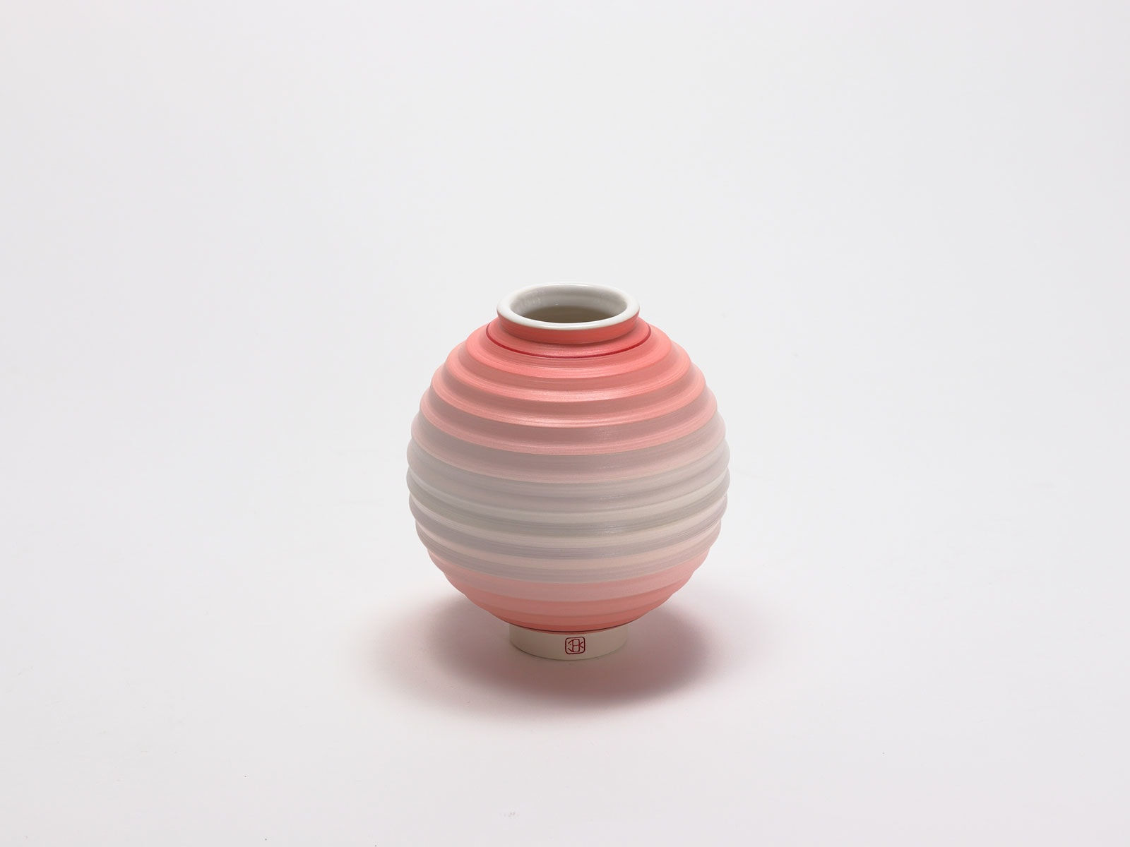 Jin Eui Kim, OPot - Moon Jar V, 2025