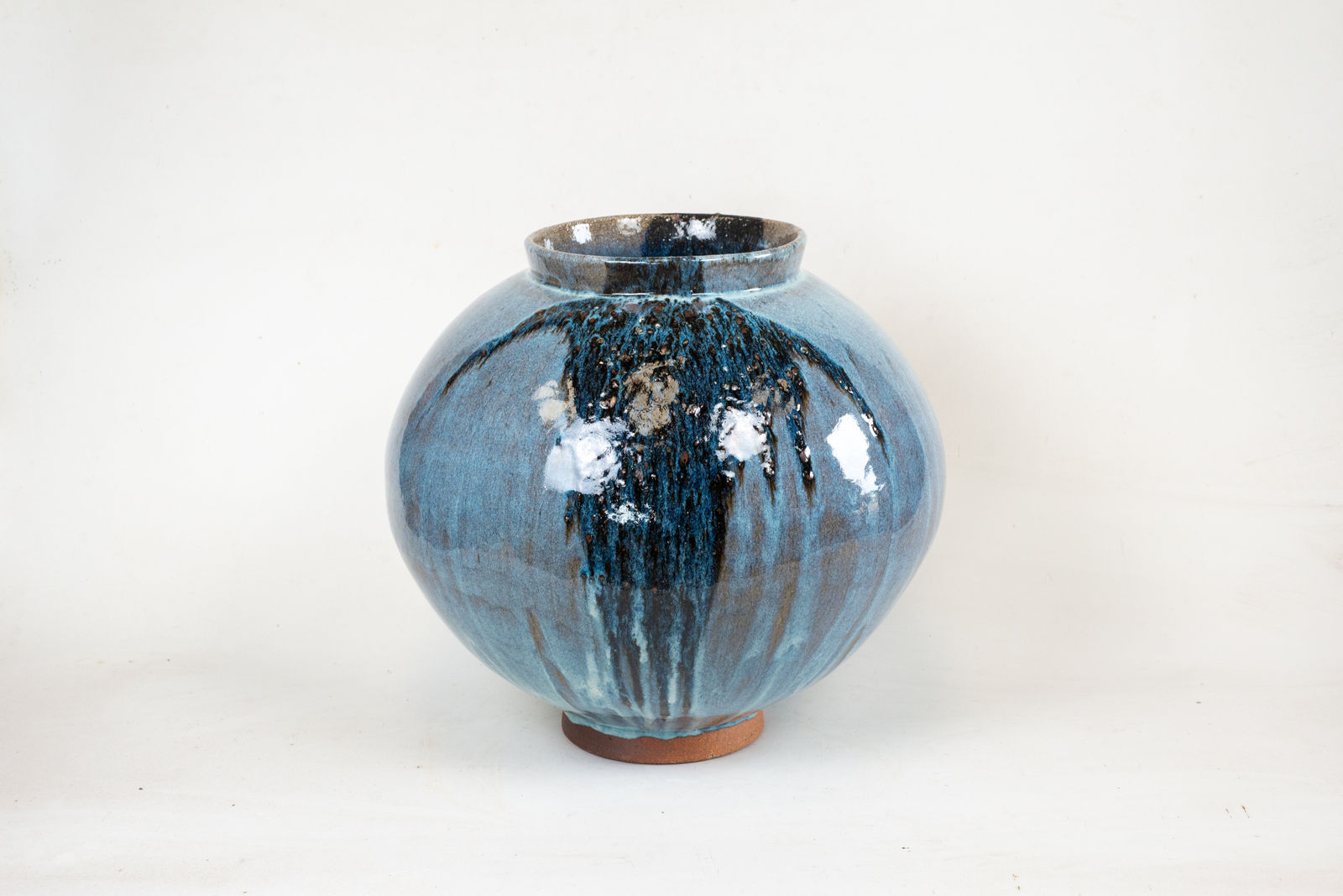 Adam Buick, Large Jar IV