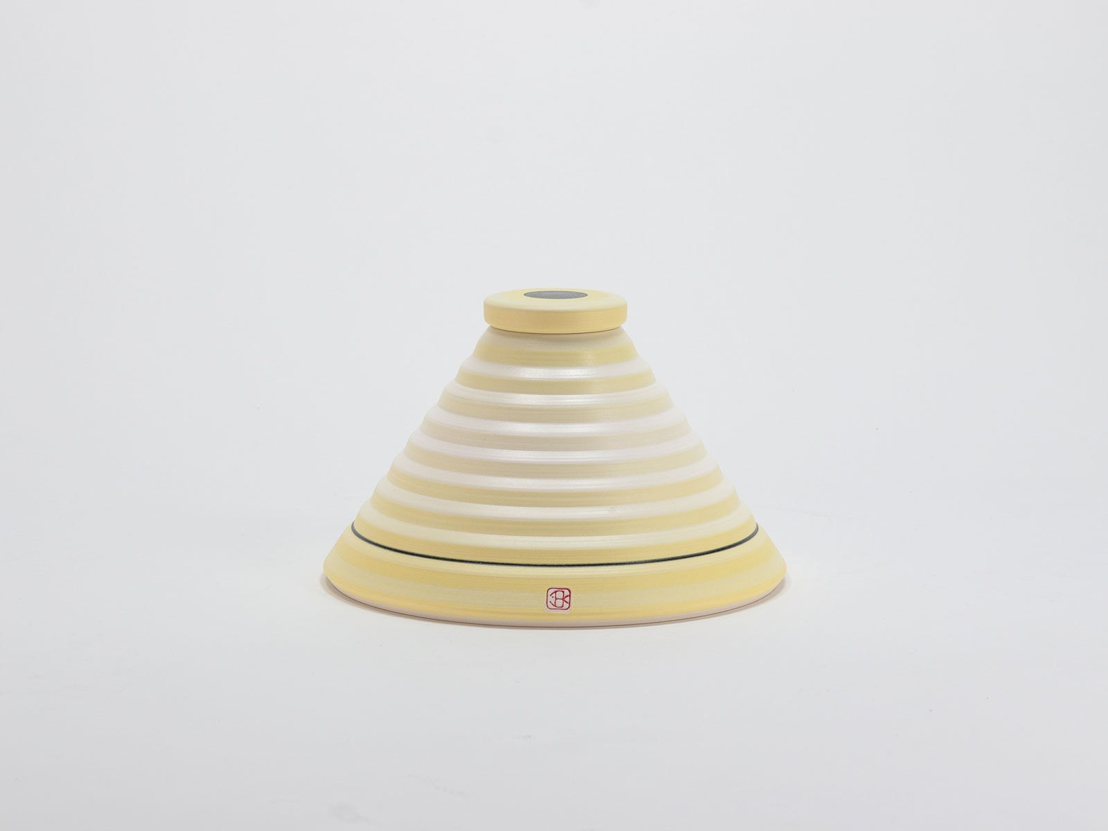 Jin Eui Kim, OPject - Conical Form with Lid I, 2025