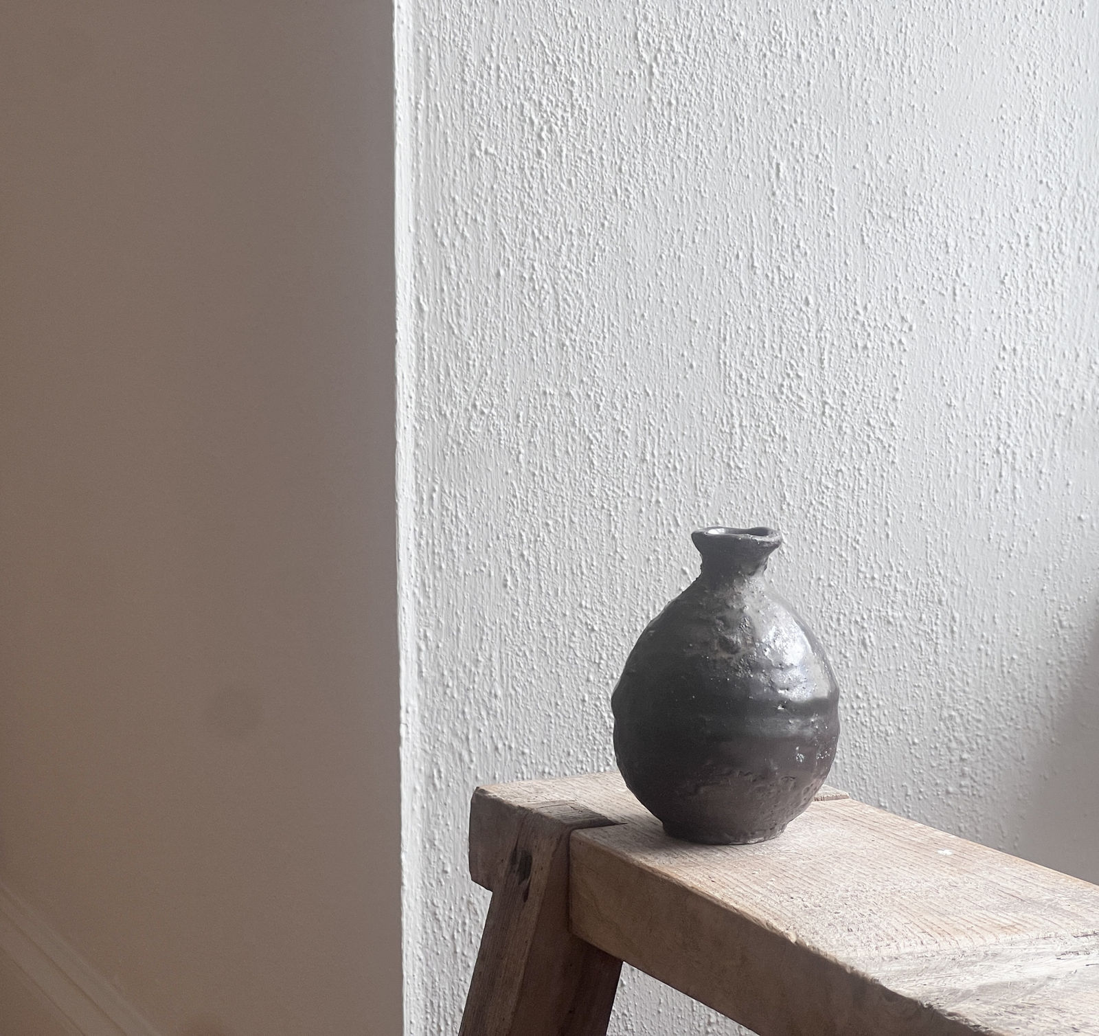 Akiko Hirai, Black Sake Bottle with Ash, 2024