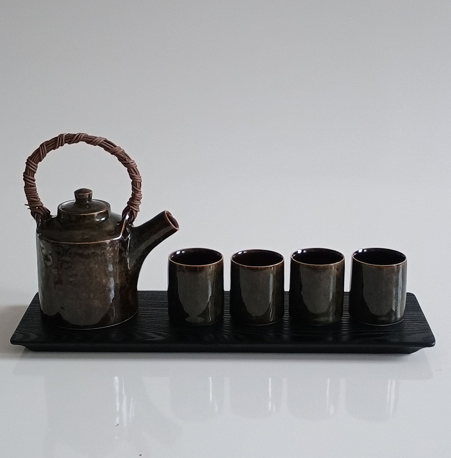 Chris Keenan, Mottled Tea Set, 2025