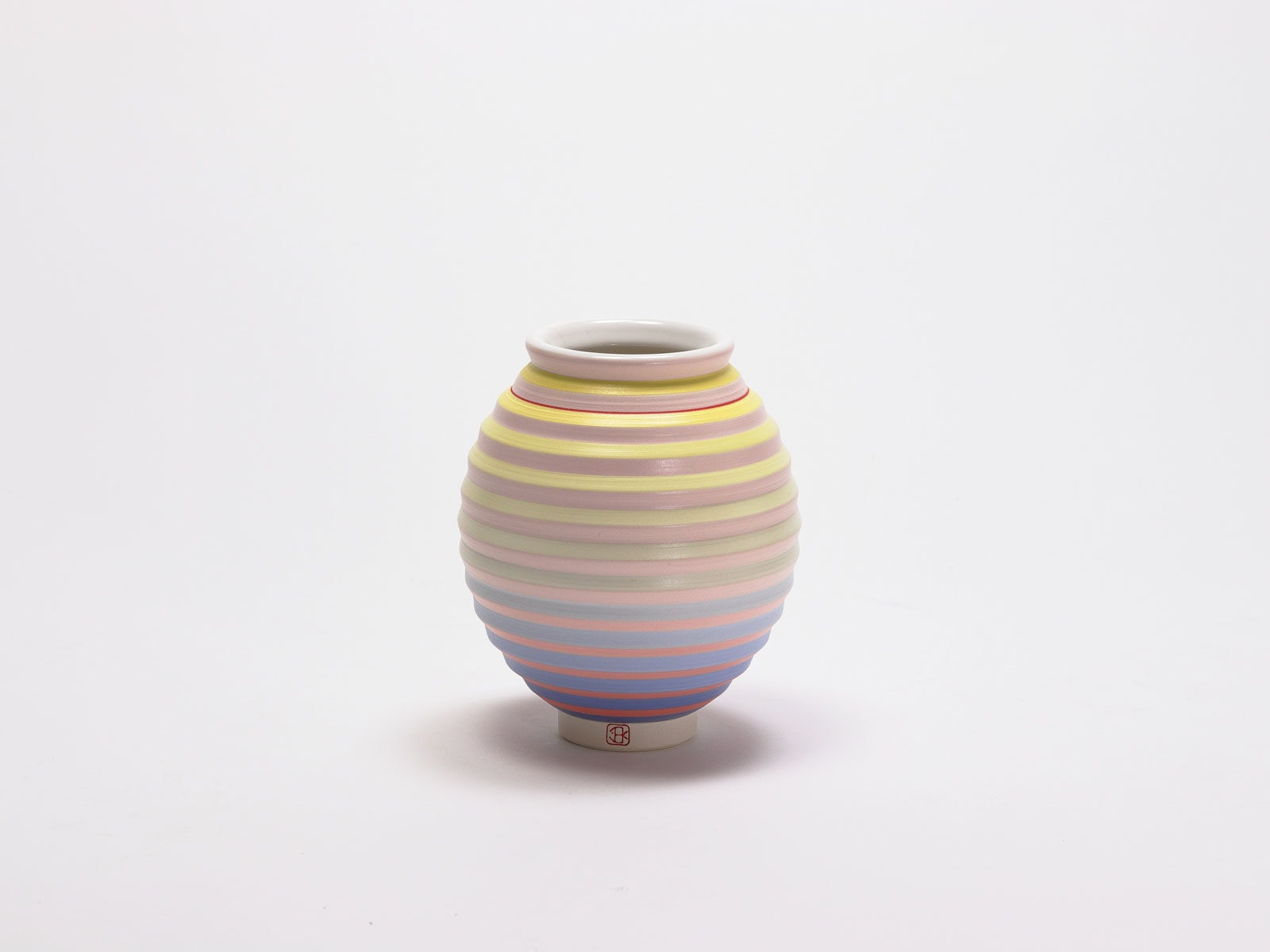 Jin Eui Kim, OPot - Moon Jar II, 2025
