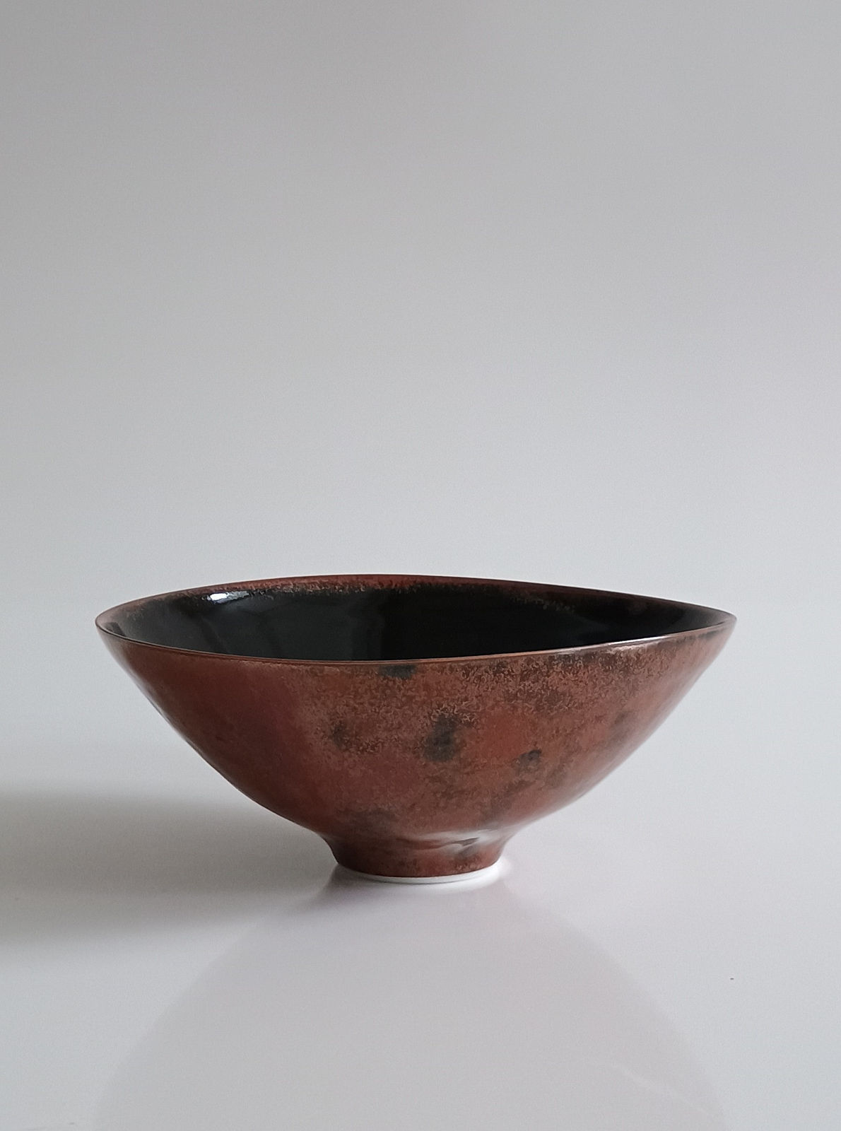 Chris Keenan, Mottled Red and Tenmoku Bowl, 2025