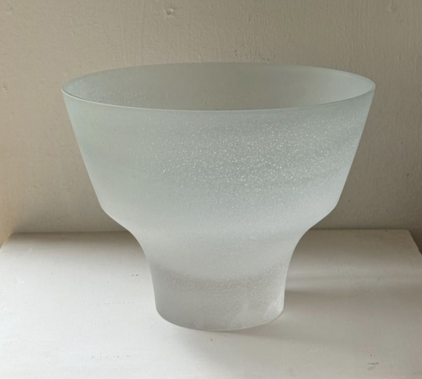 Celia Dowson, Vessel, Juniper Mist (03), 2025