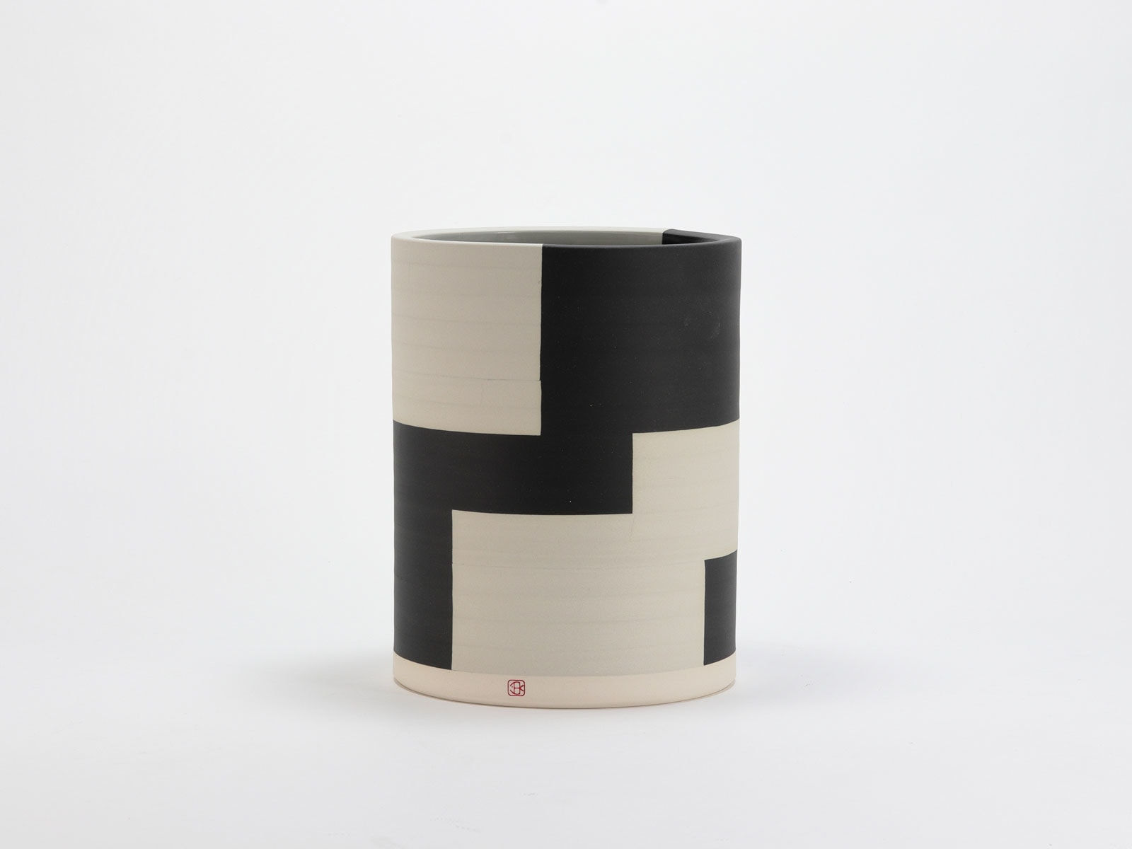 Jin Eui Kim, OPverse - Geometric Balance I, 2025