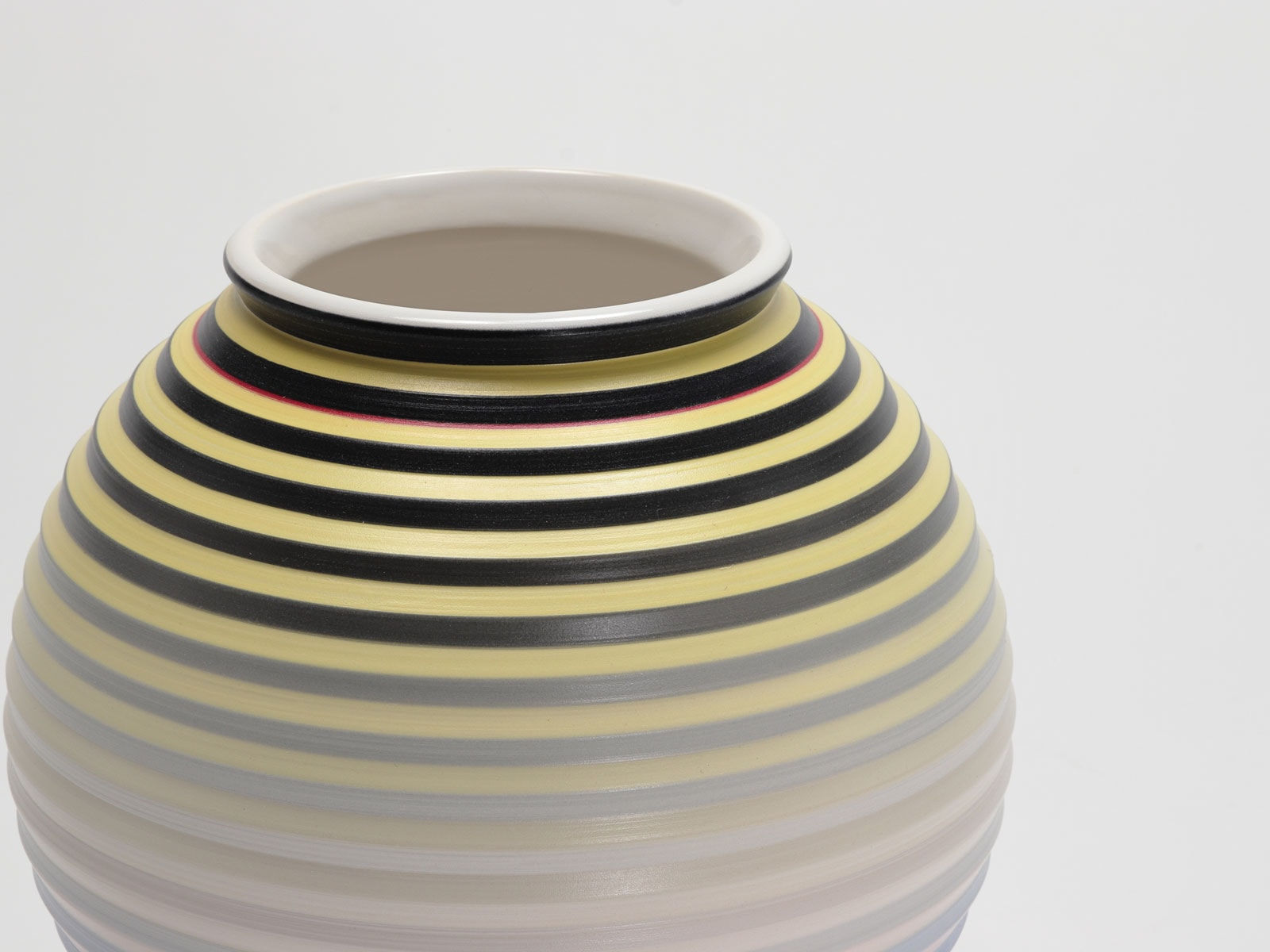 Jin Eui Kim, OPot - Moon Jar X, 2025