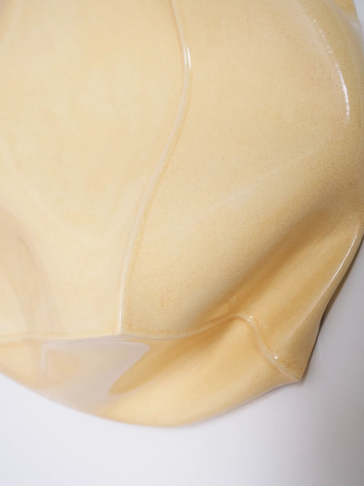 Floor Merjenburgh - FORM, Deliberate Tactility Vanilla No.1