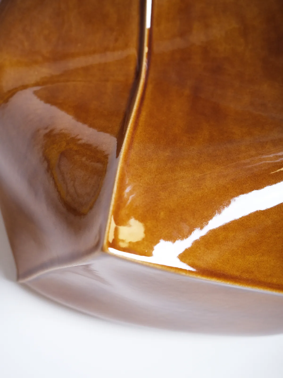 Floor Merjenburgh - FORM, Deliberate Tactility Toffee No.2