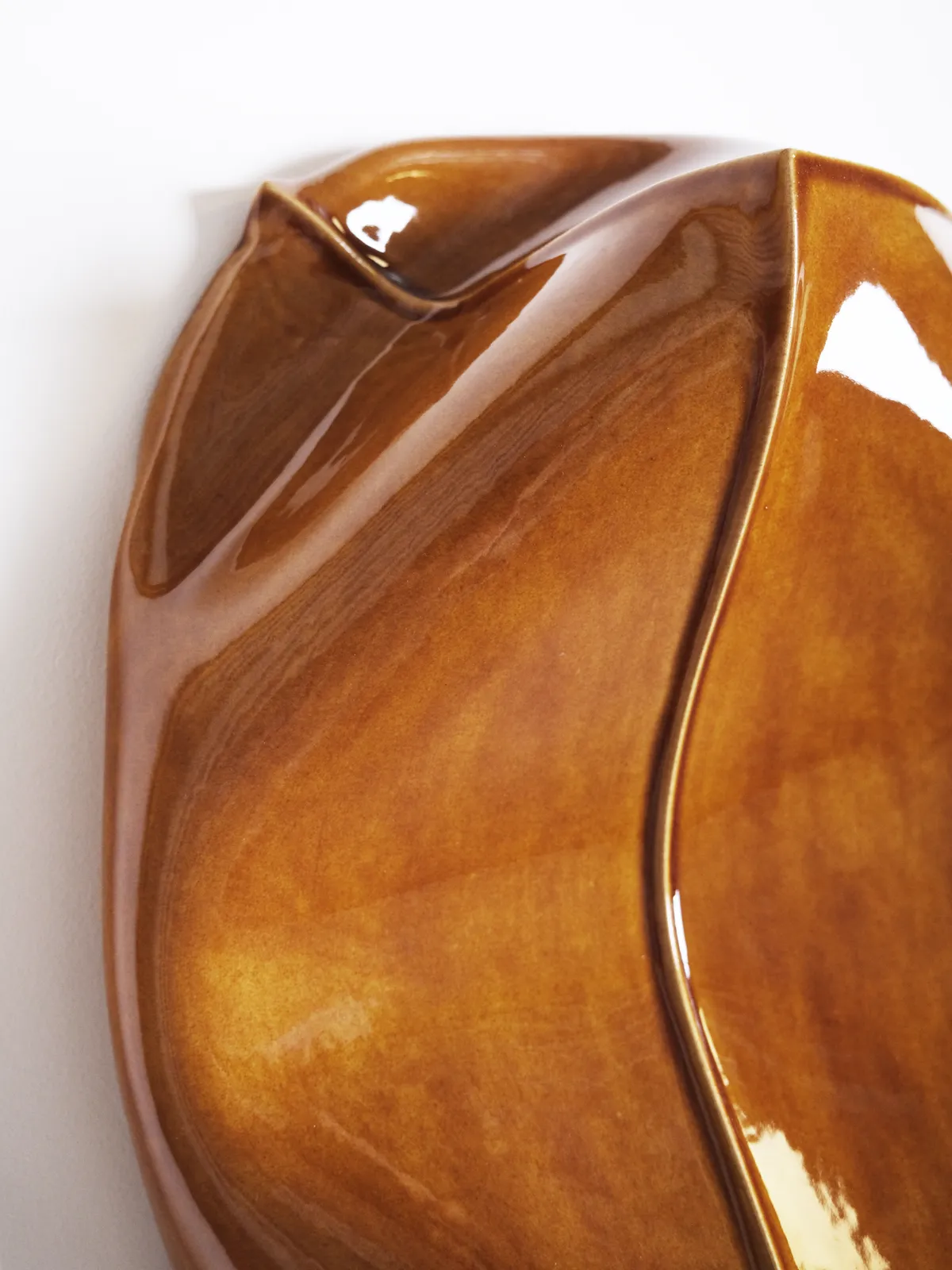 Floor Merjenburgh - FORM, Deliberate Tactility Toffee No.2