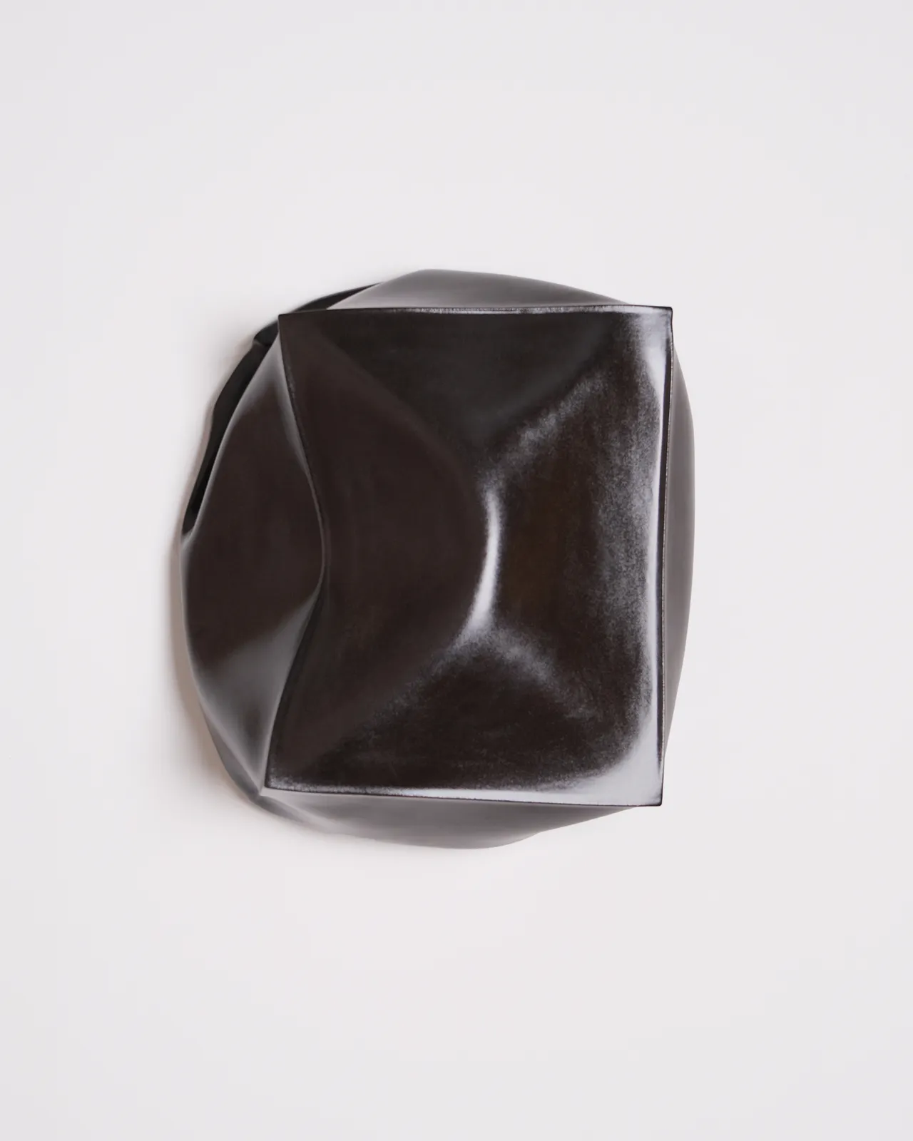 Floor Merjenburgh, FORM, deliberate tactility - Leather No.17, 2025