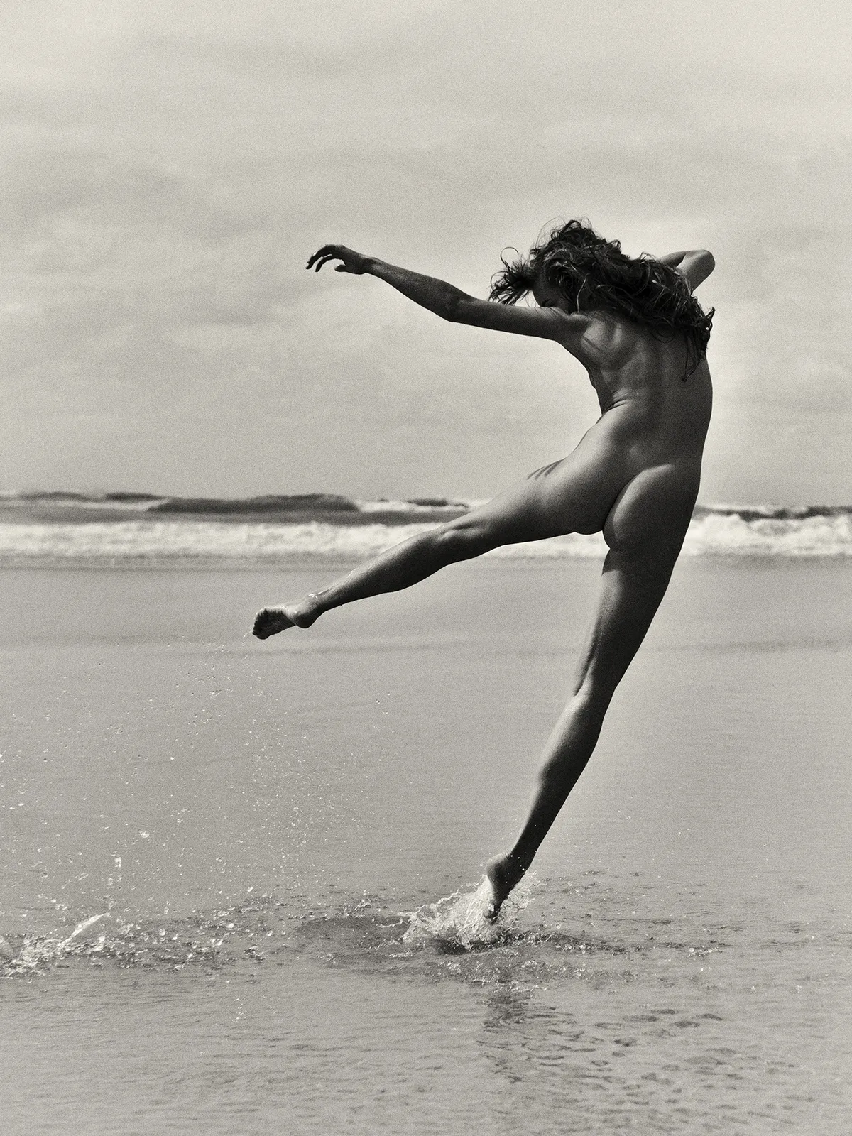 NEELTJE DE VRIES, Mustang, 2022