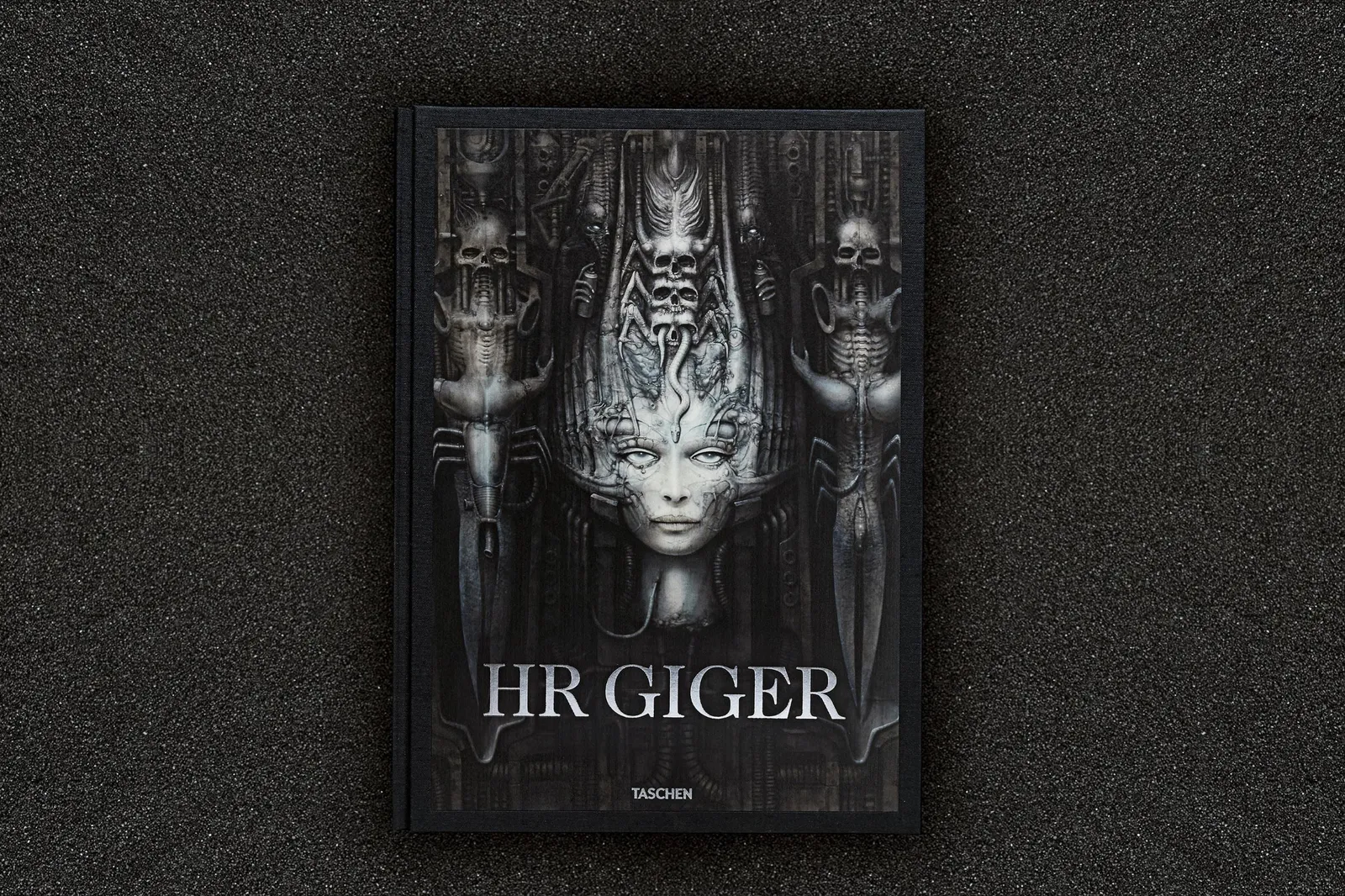 H.R. Giger, Art Edition No. 101–200 ‘Relief’, 2016