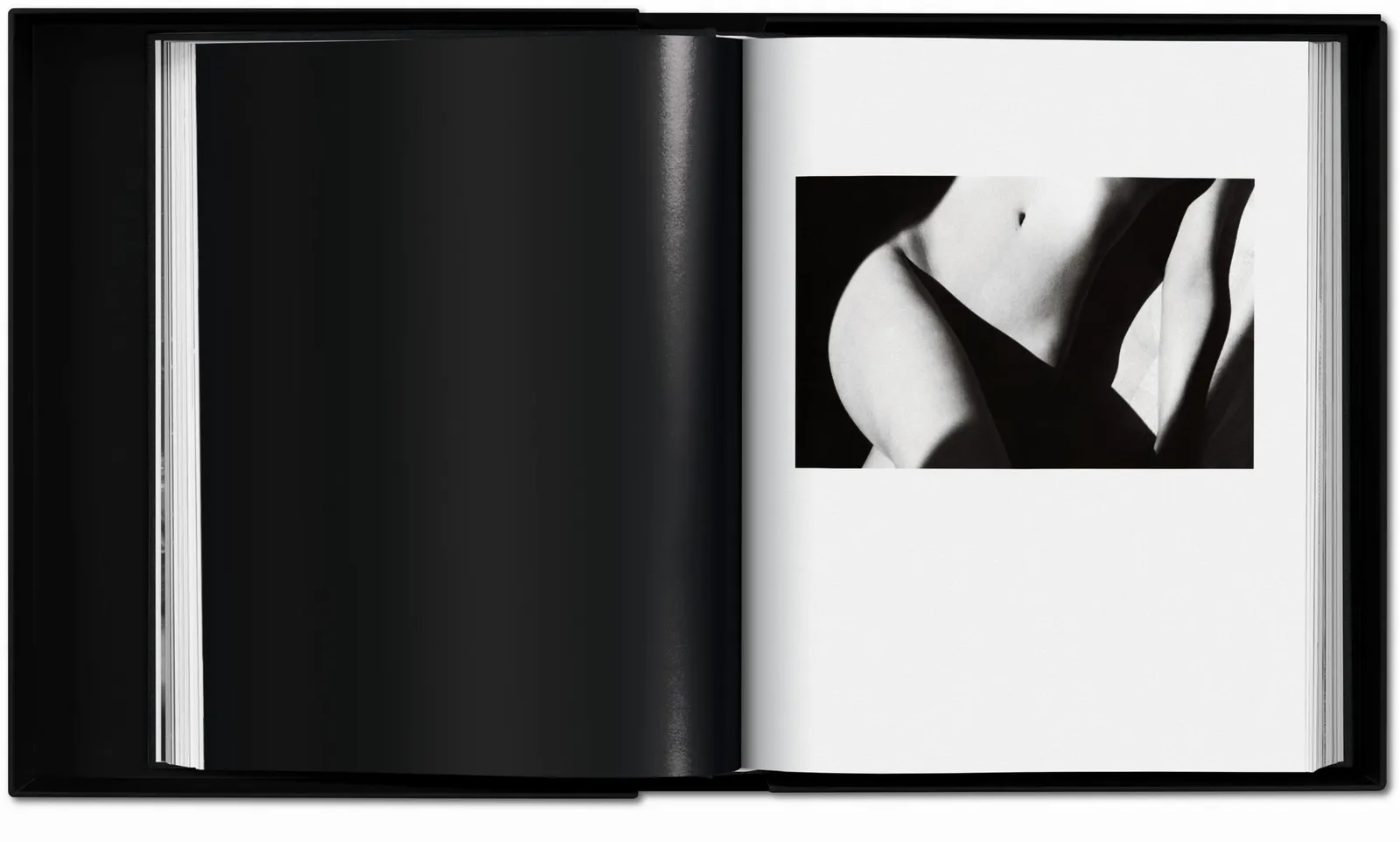 Ralph Gibson, Ralph Gibson. Nude, Art Edition No. 1–100 ‘Chicago Nude’, 2009