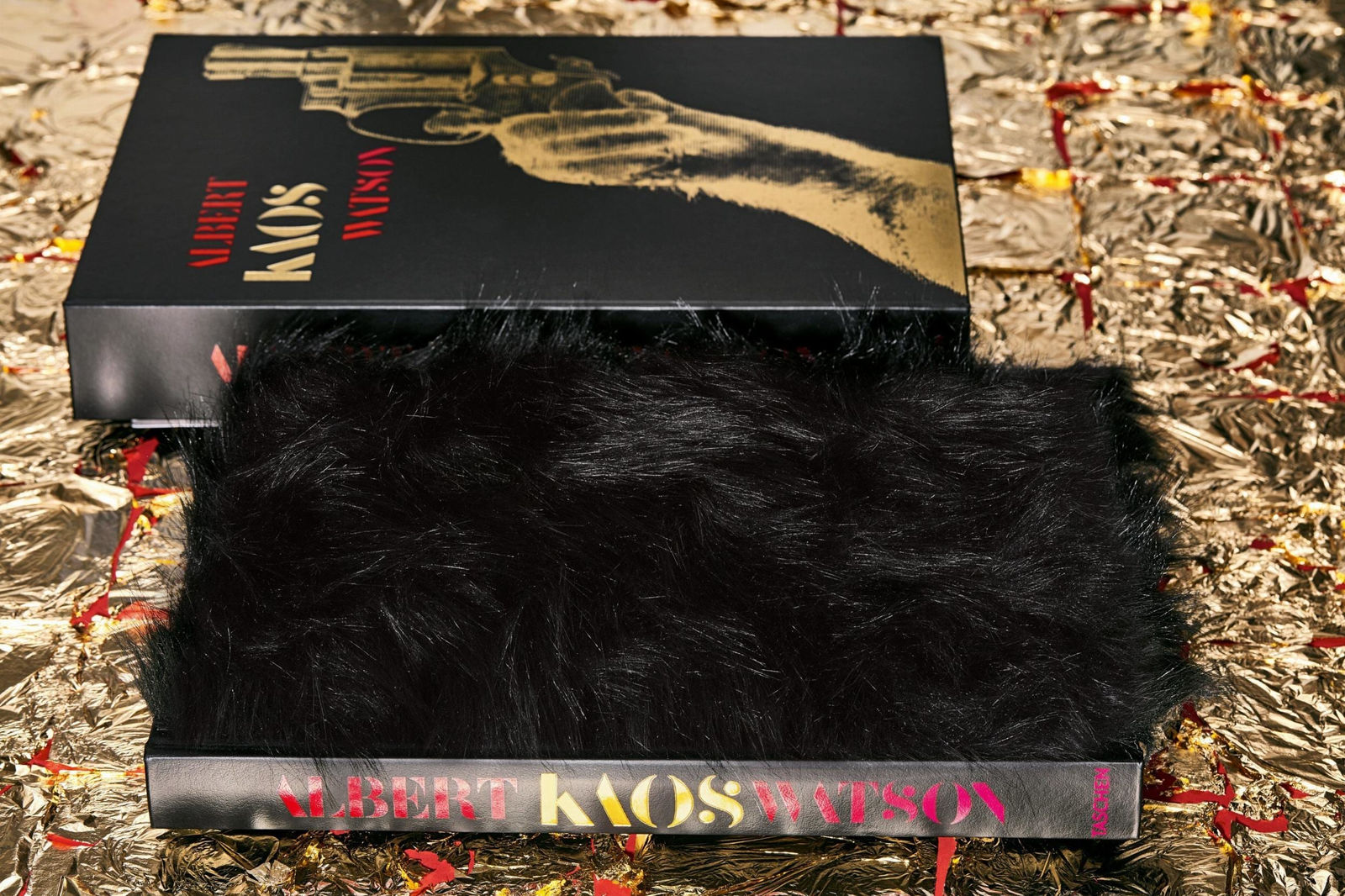 Albert Watson, Kaos. Art Edition No. 1–50 ‘Prince, Cleveland, 2004’, 2017