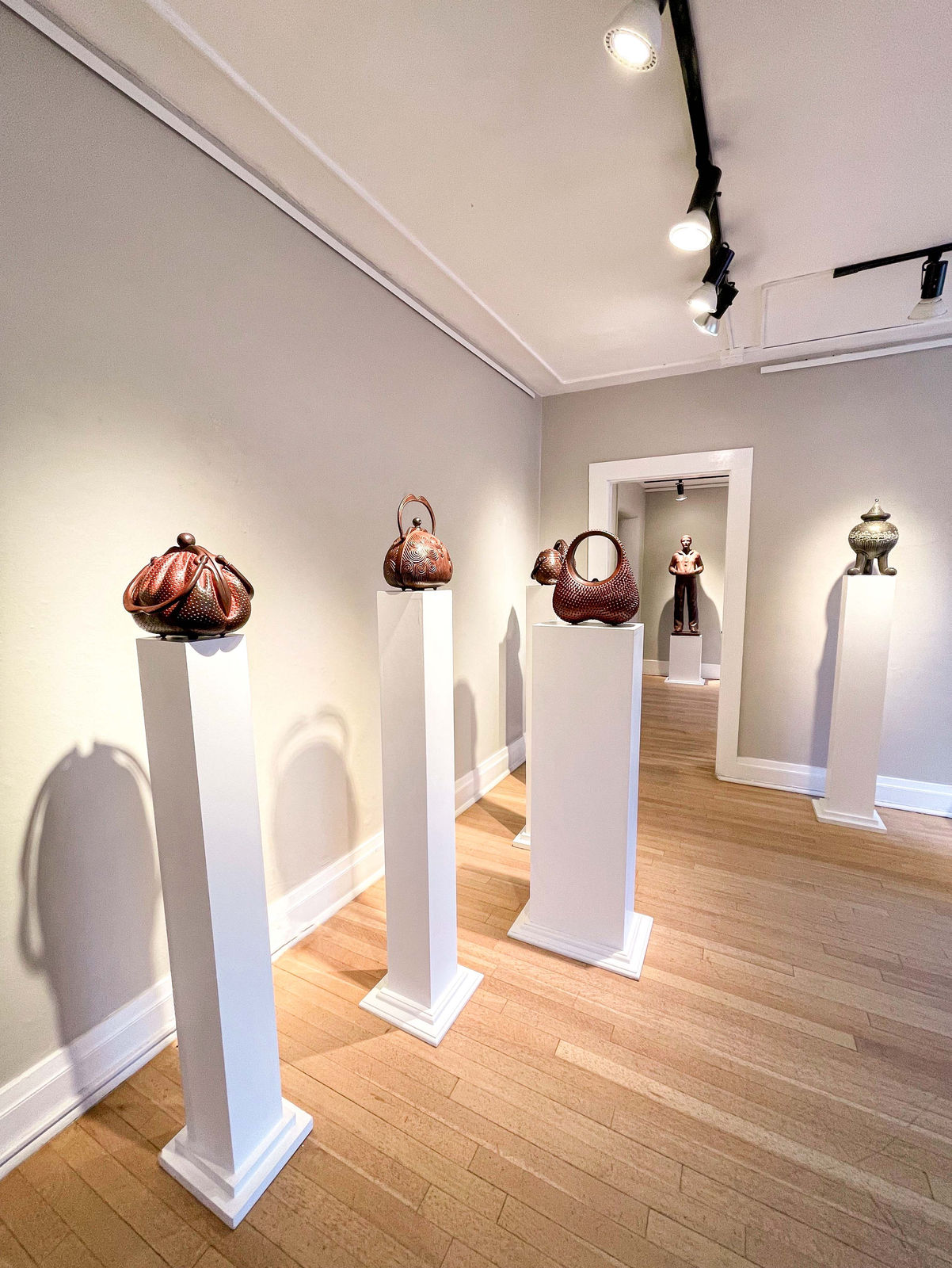 Diana Moore, Spiral Purse