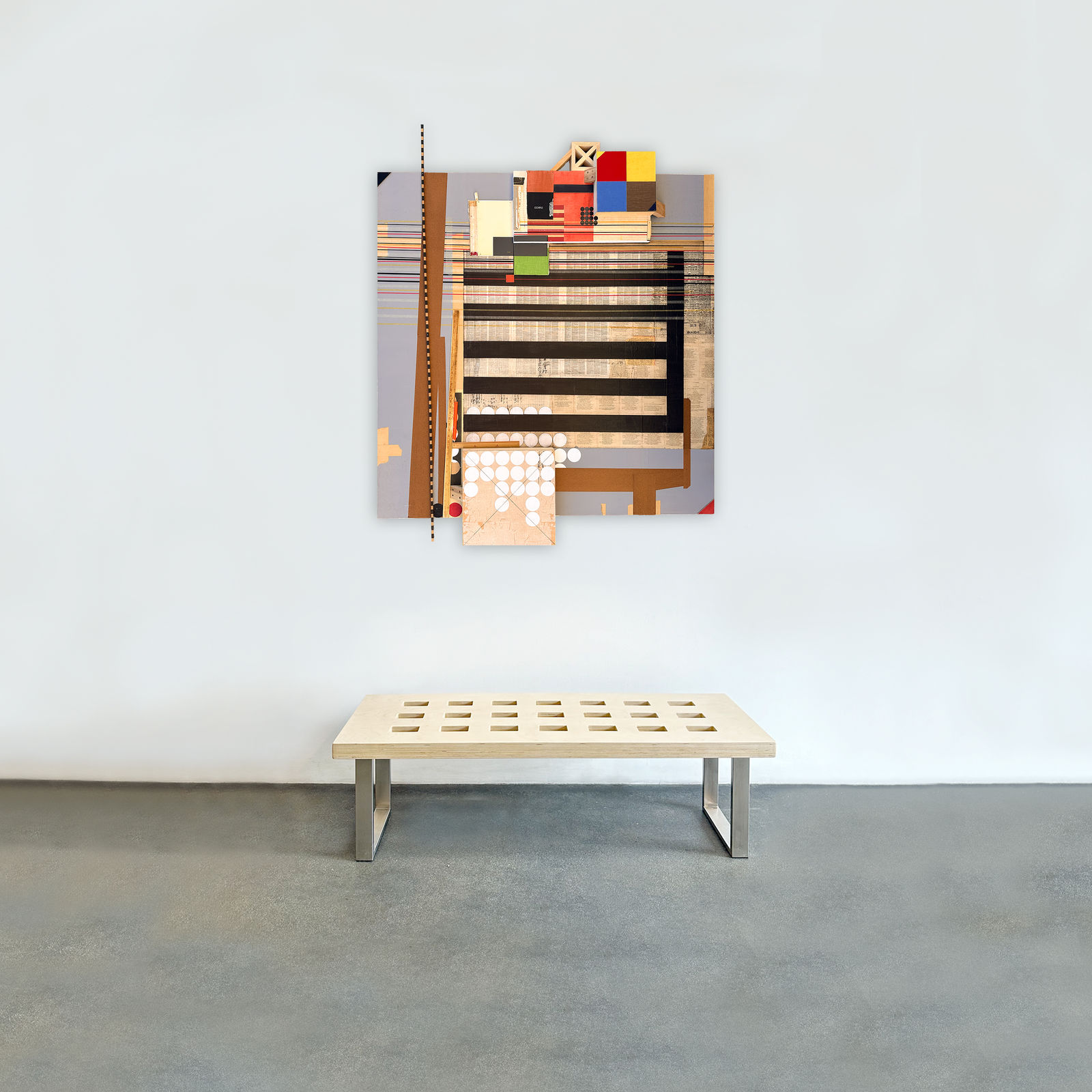 Emilio Lobato, La Medida