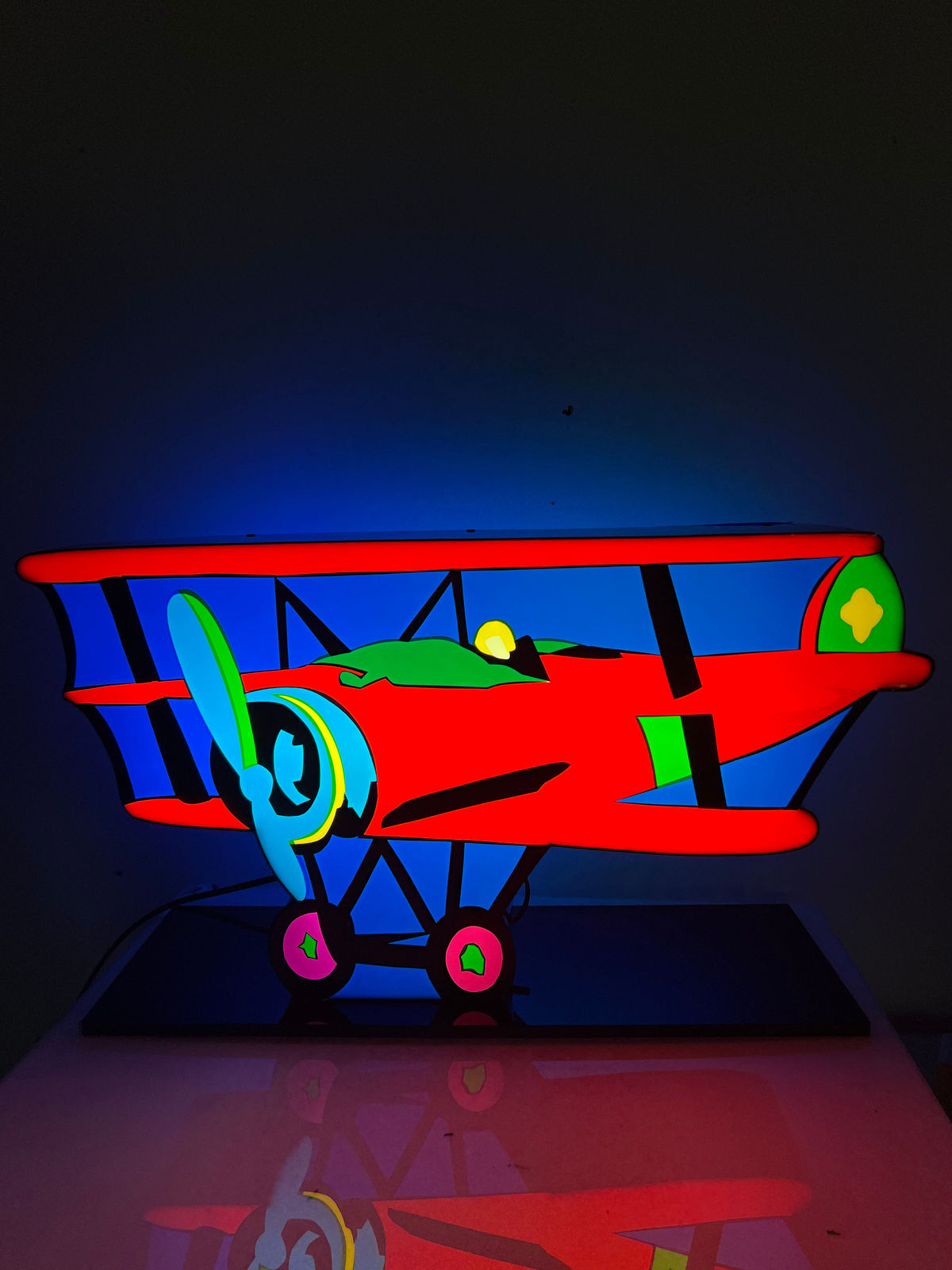 Marco Lodola, Aeroplano, 2022