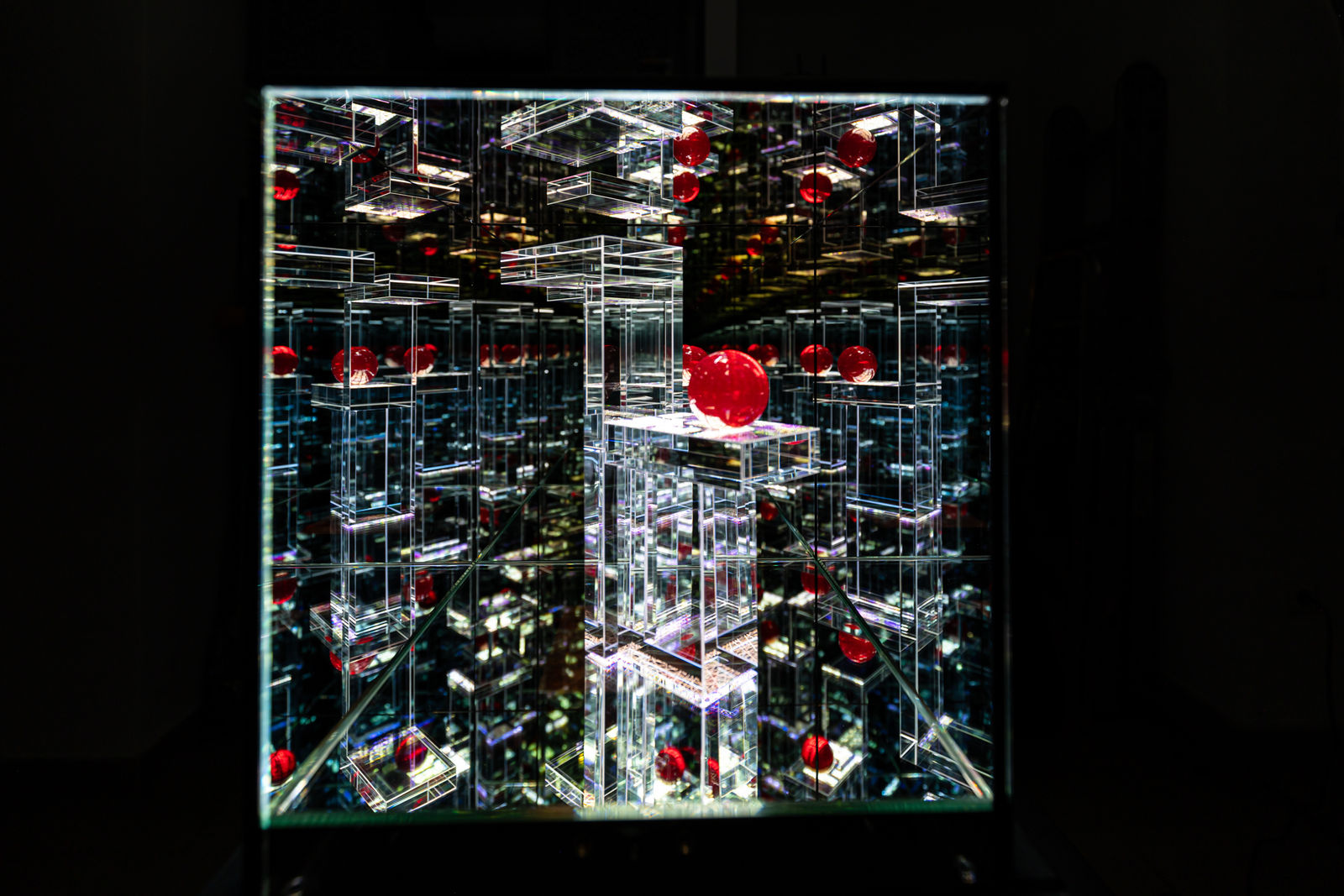 NagyMolnar, Geometric Cherry, 2024