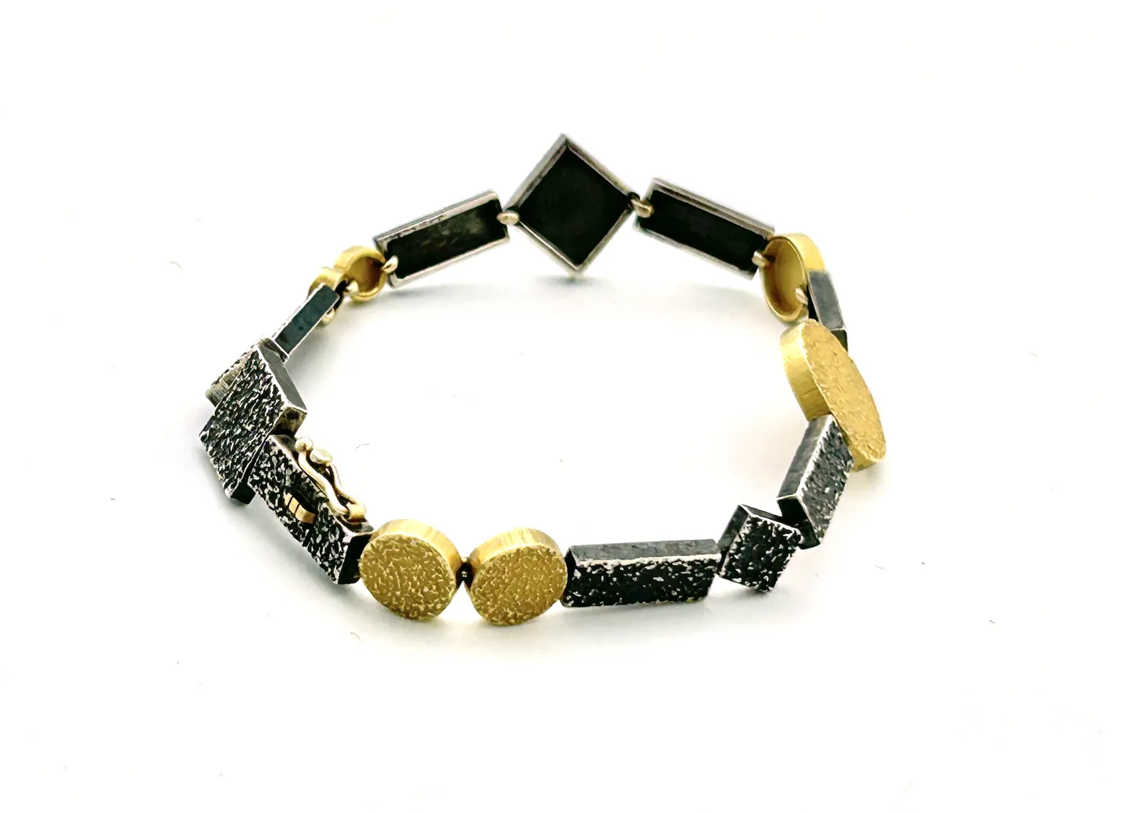 John Iversen, Geo Bracelet #9, 2026