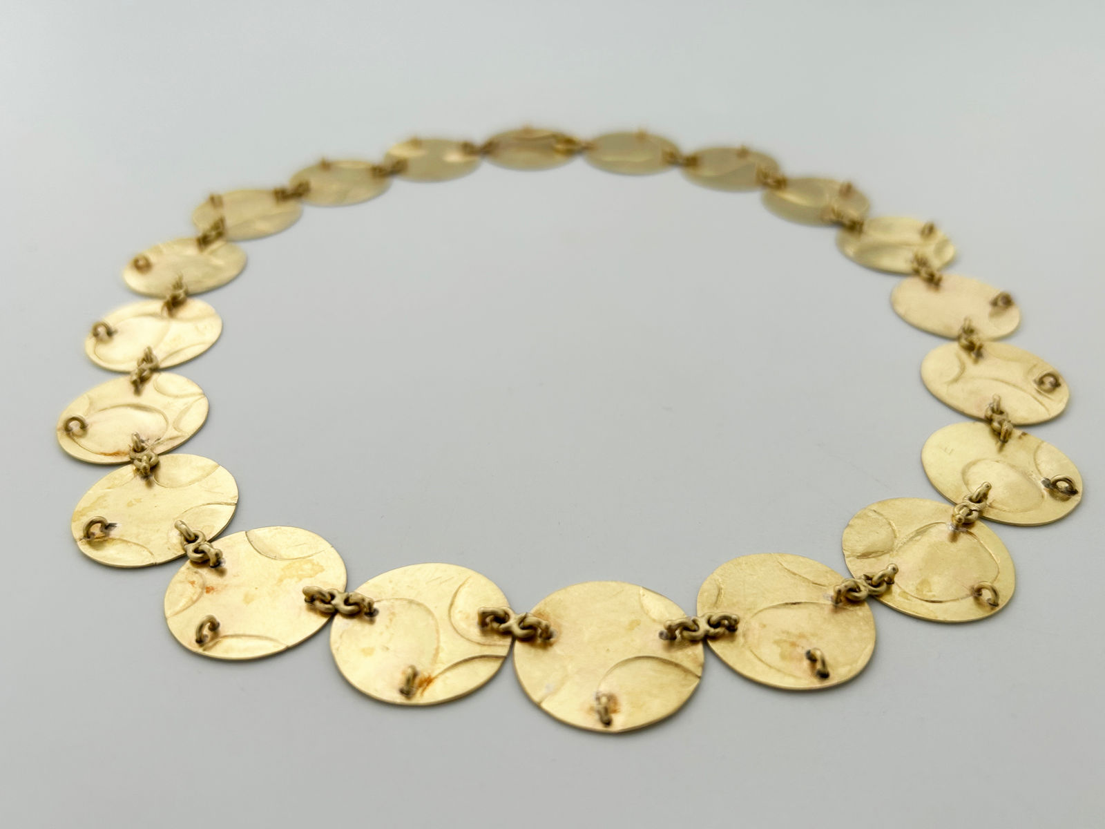 Gerd Rothmann, Familienkette (Family Necklace), 2018