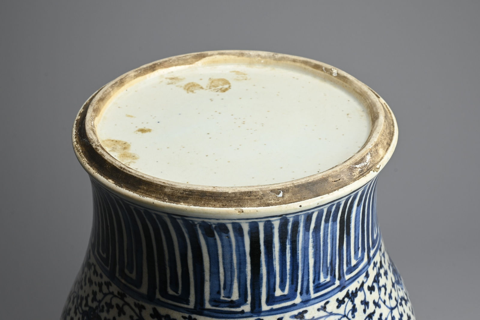 Early 19th Century Chinese Porcelain Jar Lamp