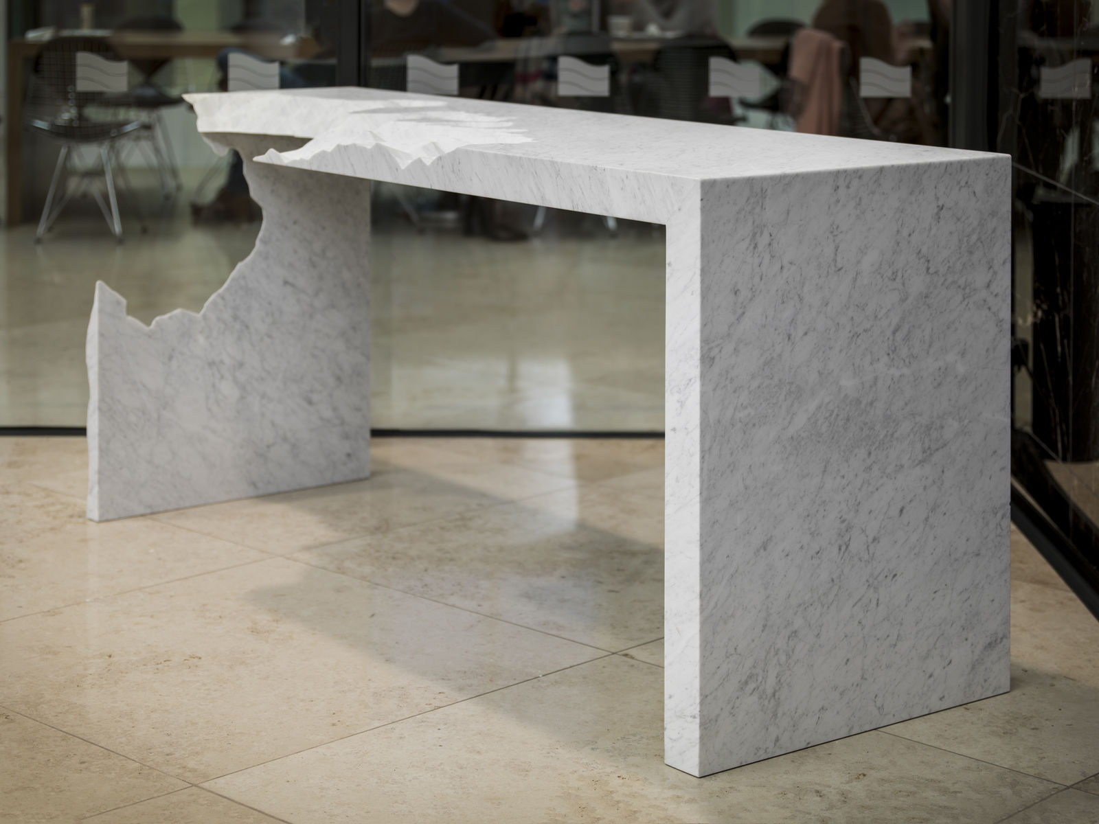 Zachary Eastwood-Bloom, Informazioni Mangiato il mio Tavolo (Information Ate My Table), 2016