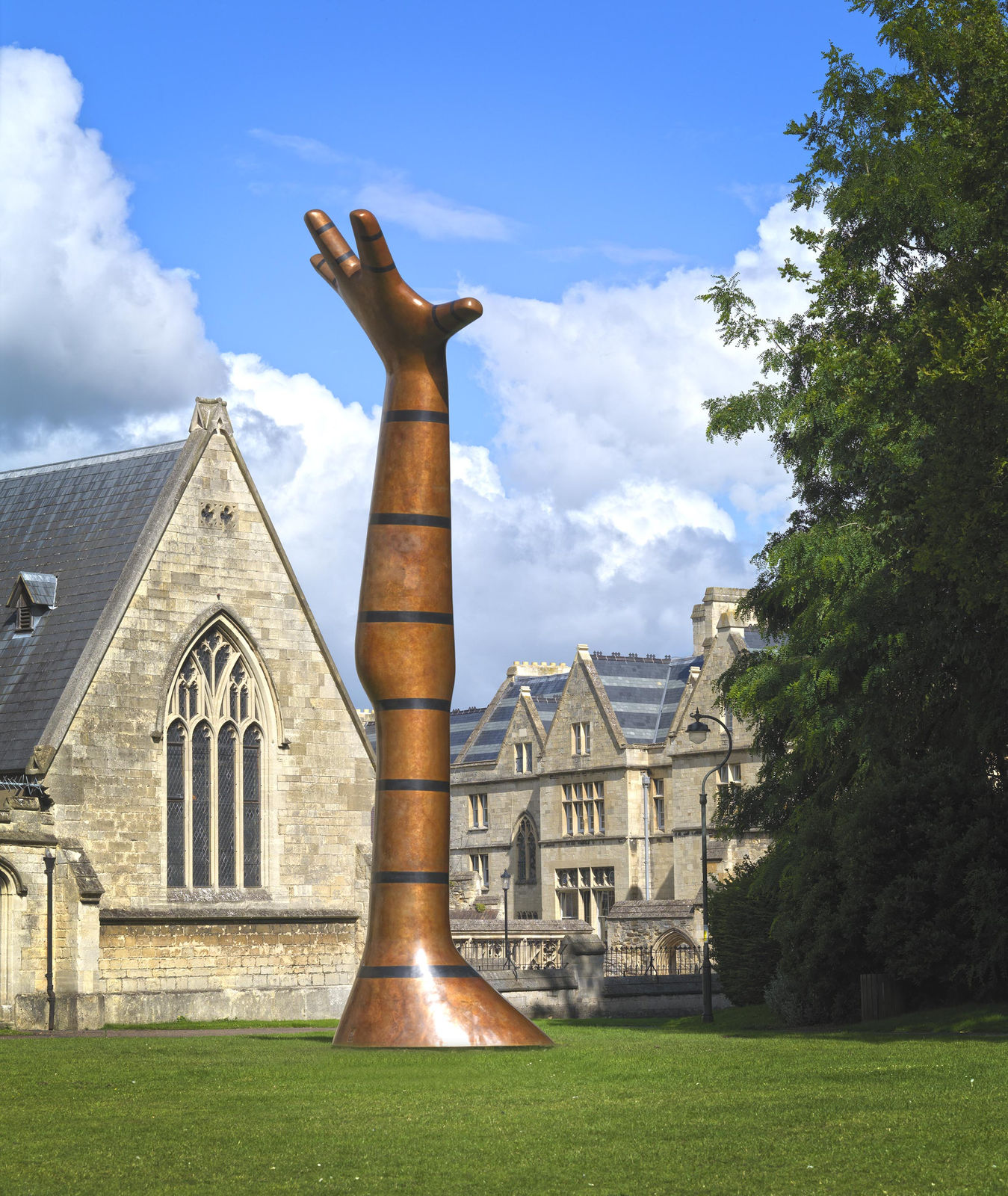 Kenneth Armitage, Reach for the Stars, 2001