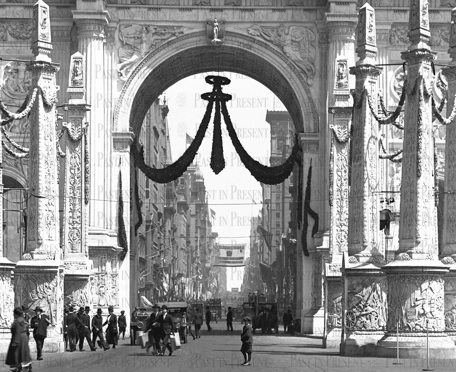 "Triumph and Remembrance: The Victory Arch at Madison Square, New York City, 1919", 1919