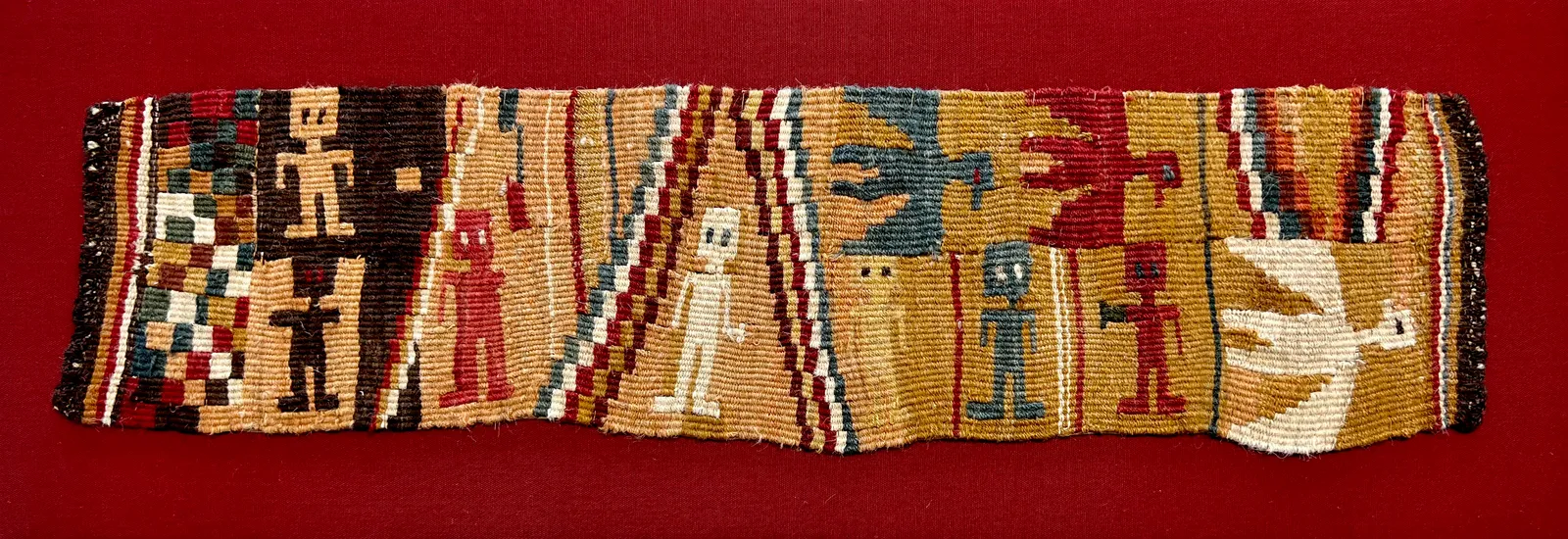 Sihuas Culture, Nazca/Sihuas/Pucara Textile fragment with figures, circa 0 - 300 AD