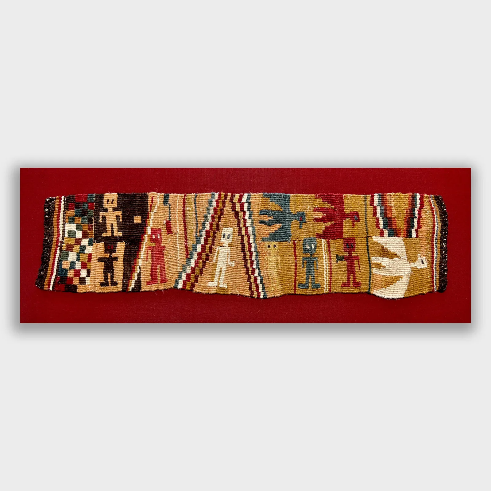 Sihuas Culture, Nazca/Sihuas/Pucara Textile fragment with figures, circa 0 - 300 AD