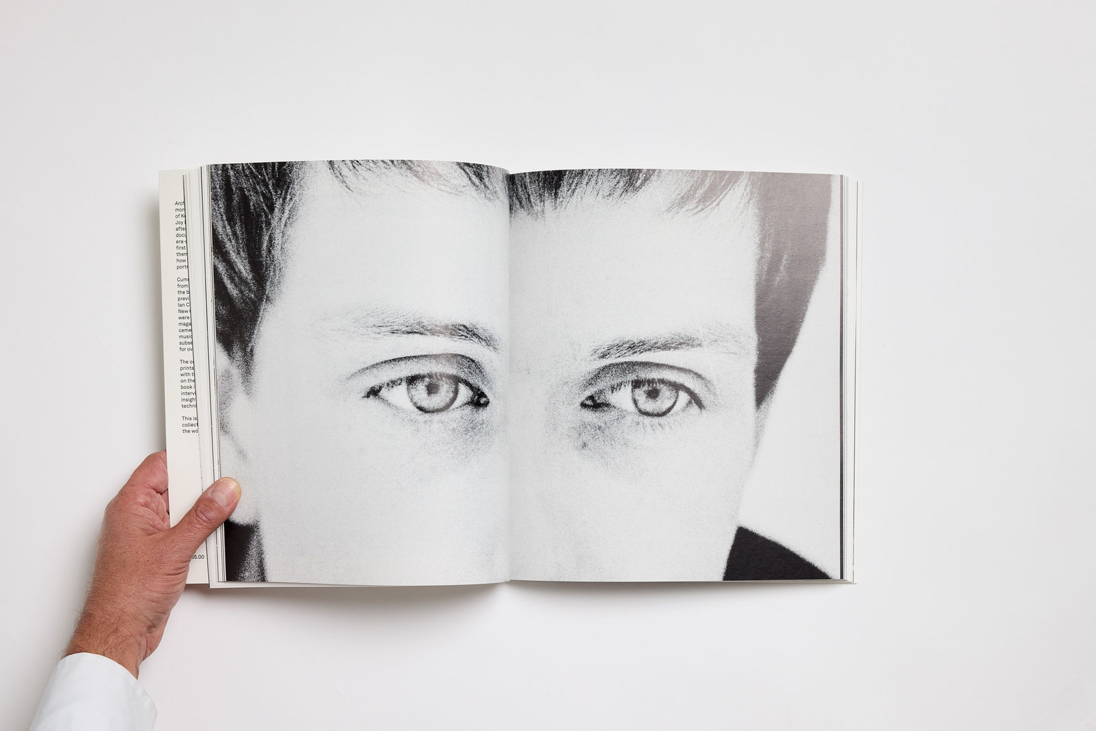 Kevin Cummins, Archivum, 2022