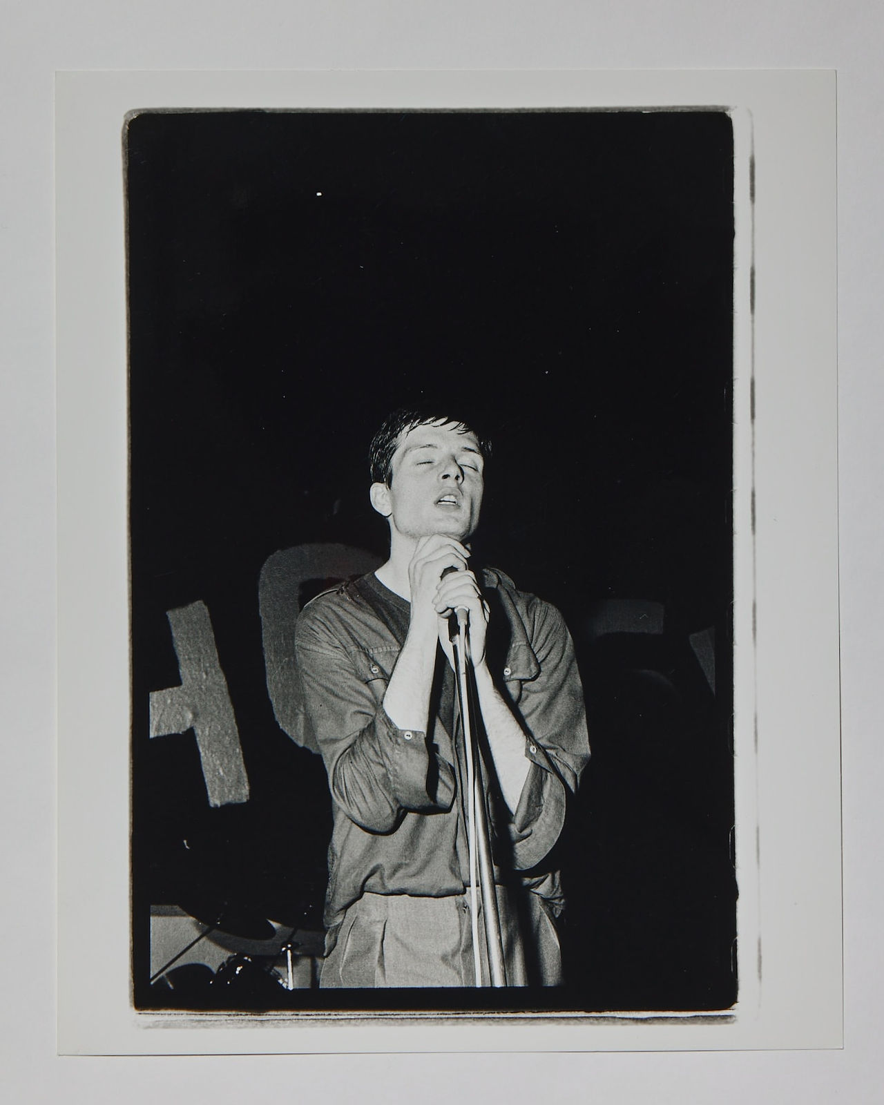 Kevin Cummins, Ian Curtis, The Mayflower Club, Manchester, 28 July 1979