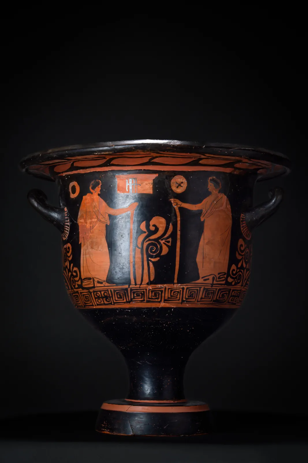 Apulian Bell Krater with an Offering Scene, Ca. 350 BC