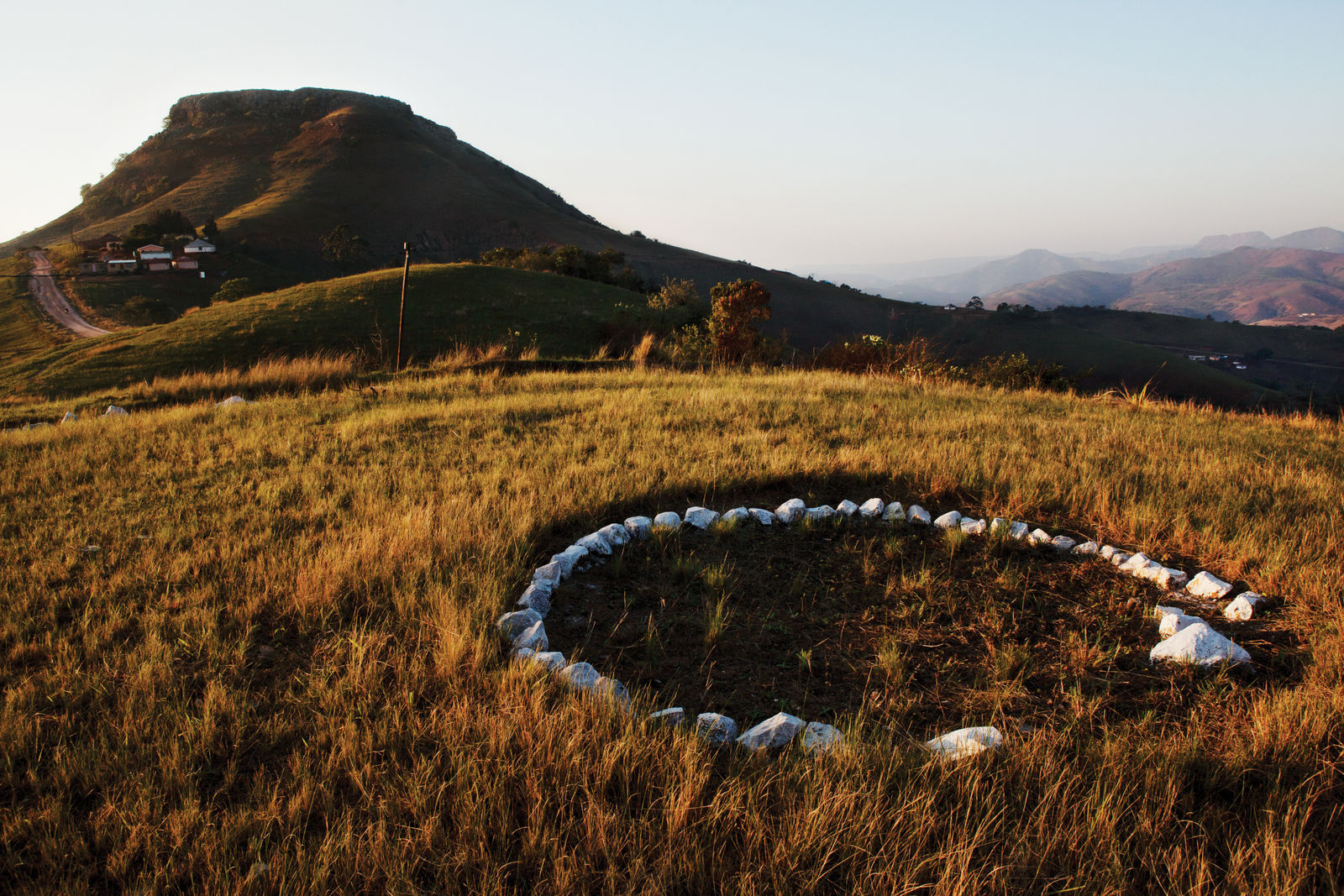 Paul Weinberg, Every year, the followers of the Ibanda lamaNazaretha (Shembe Church) embark on a 50 km pilgrimage from Inanda to Mount Nhlangakazi, the Shembe Church’s holy mountain, where the founding prophet is said to have received revelations from God, Nhlangakazi, KwaZulu-Natal, 2019-21