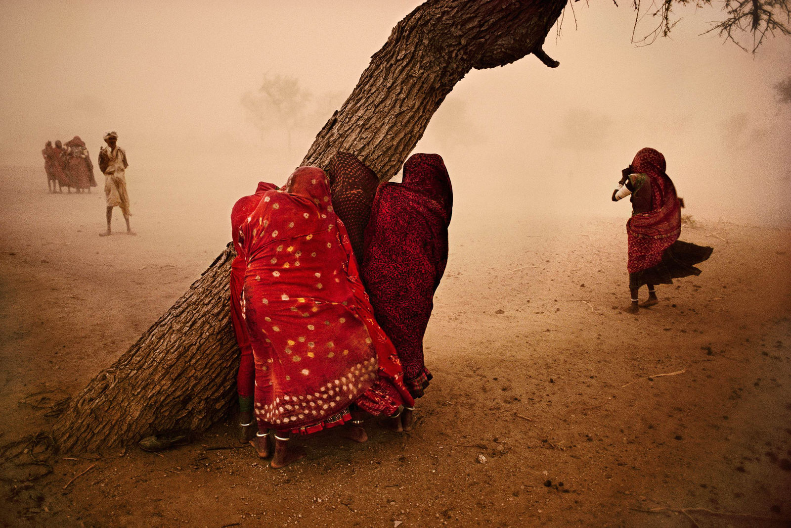 Steve McCurry, Dust Storm, Rajasthan, India, 1983, printed later