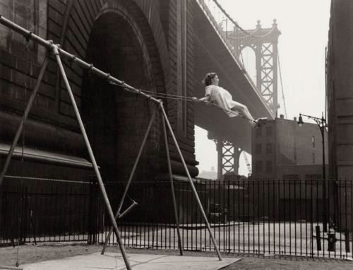 Walter Rosenblum, Child on a Swing, Pitt Street, New York, 1938
