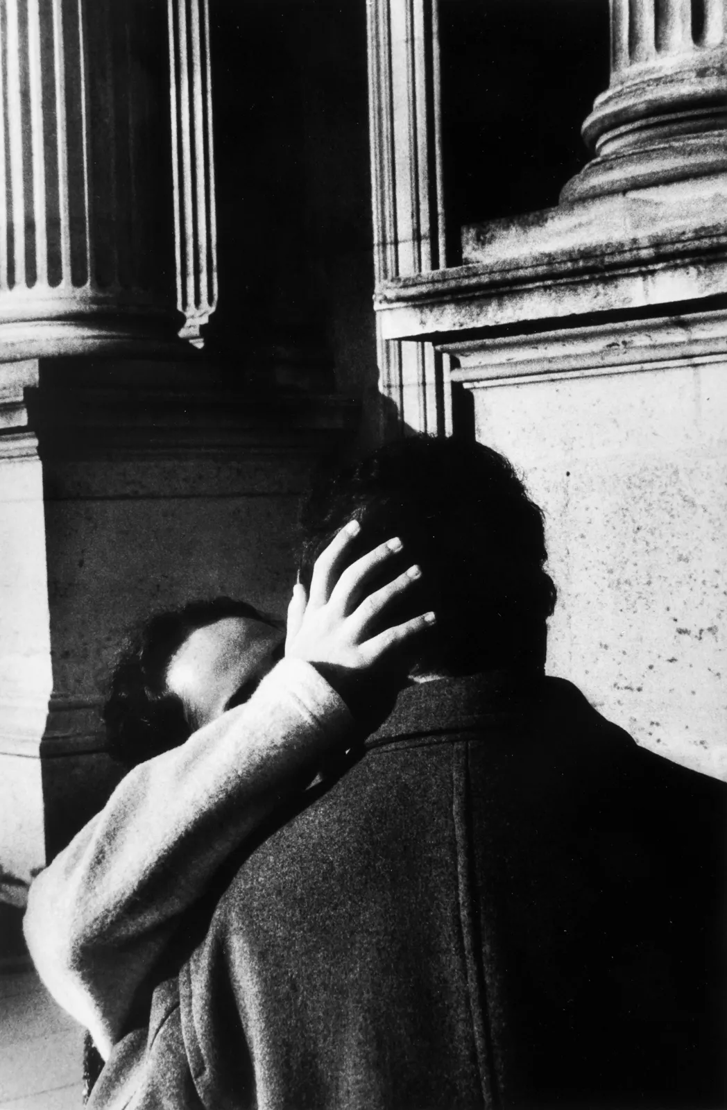 Ralph Gibson, Carrousel du Louvre, Paris, 2004