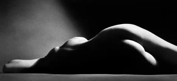 Ruth Bernhard, Sand Dune, 1967