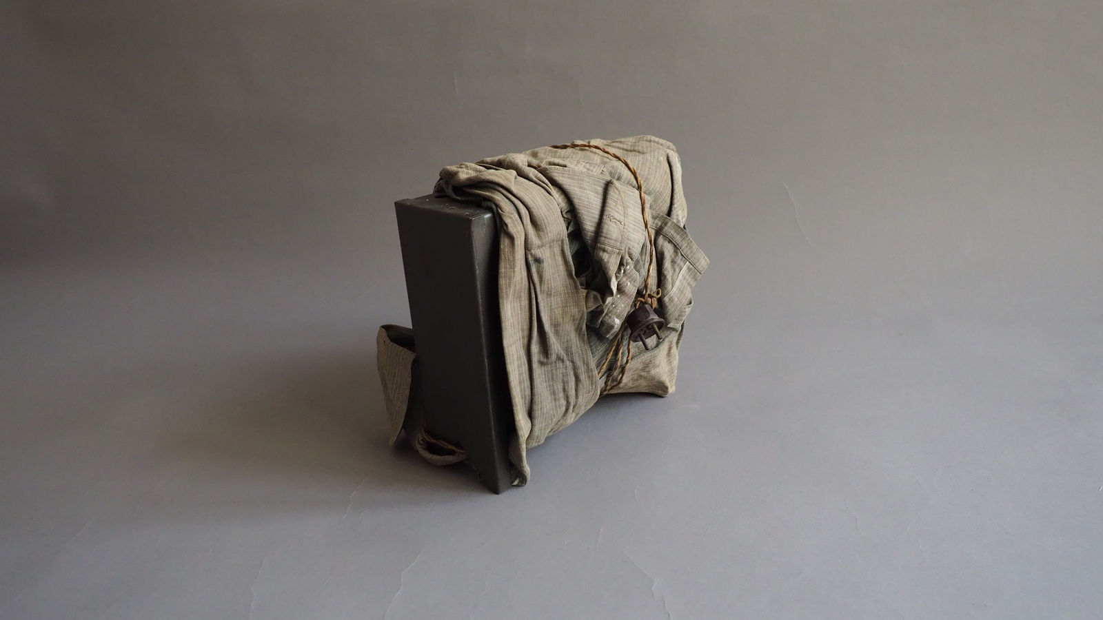 Vlassis Caniaris, Koexistens (Coexistence), 1964