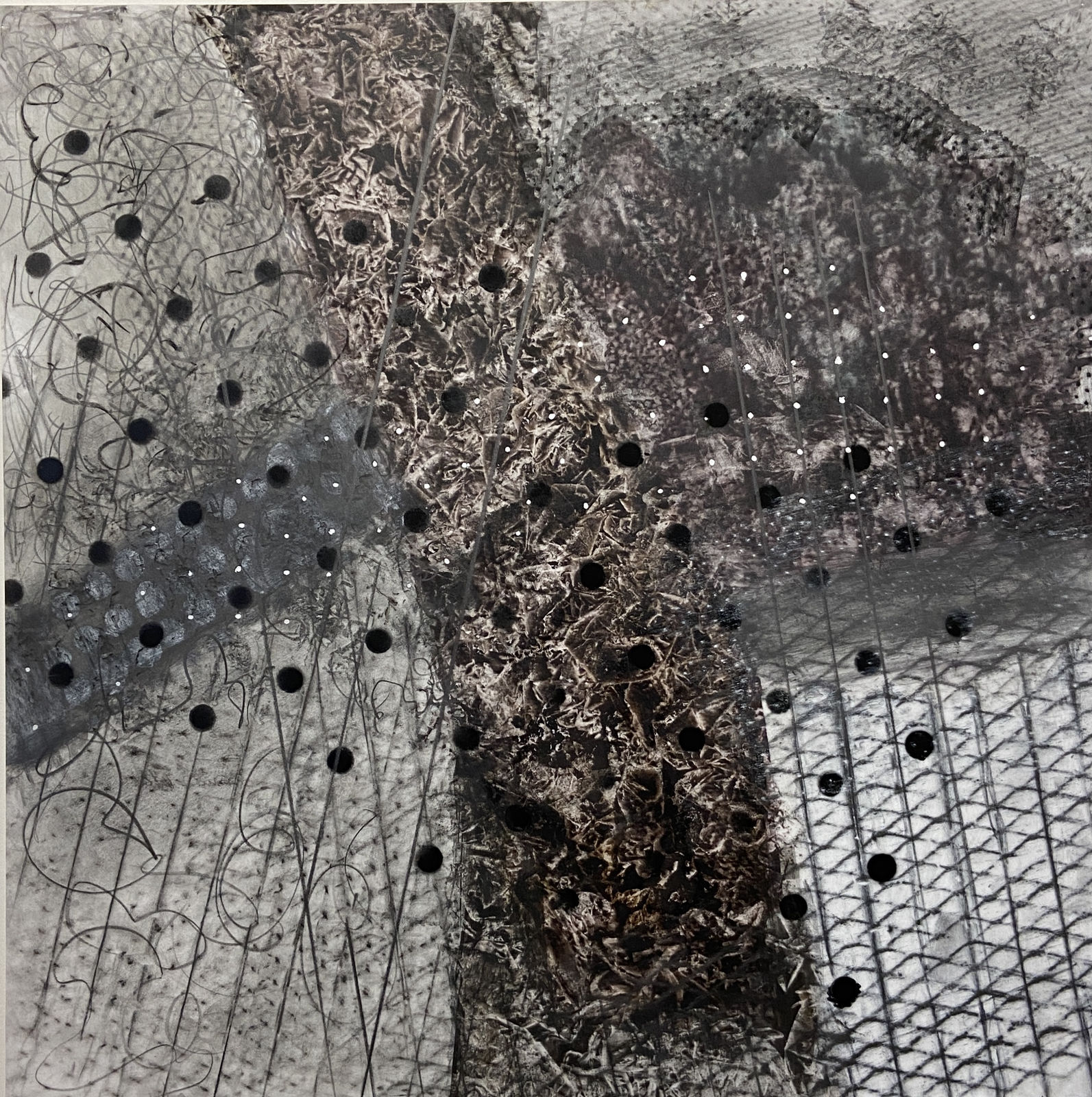 Lynn Malin, Black And White #1, 2021