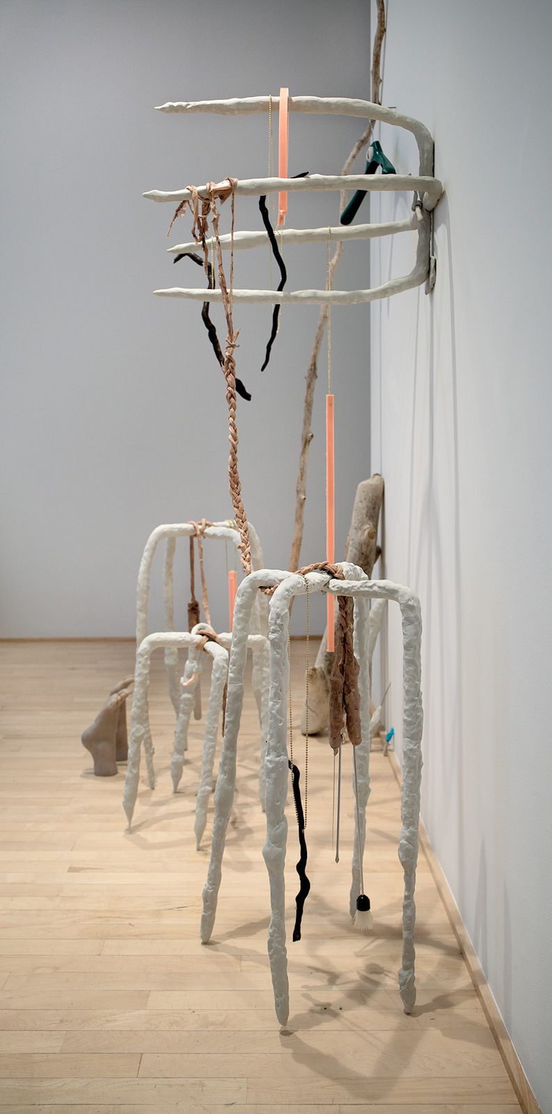 Geneviève et Matthieu, Le vestiaire