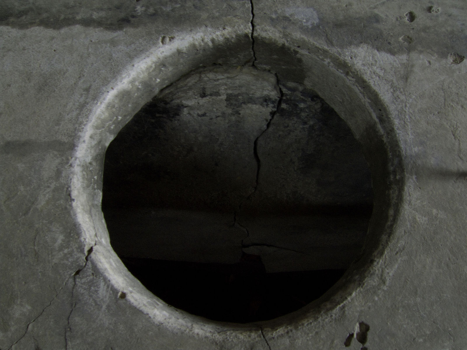 Marie-Jeanne Musiol, Trous noirs no 76, 2011