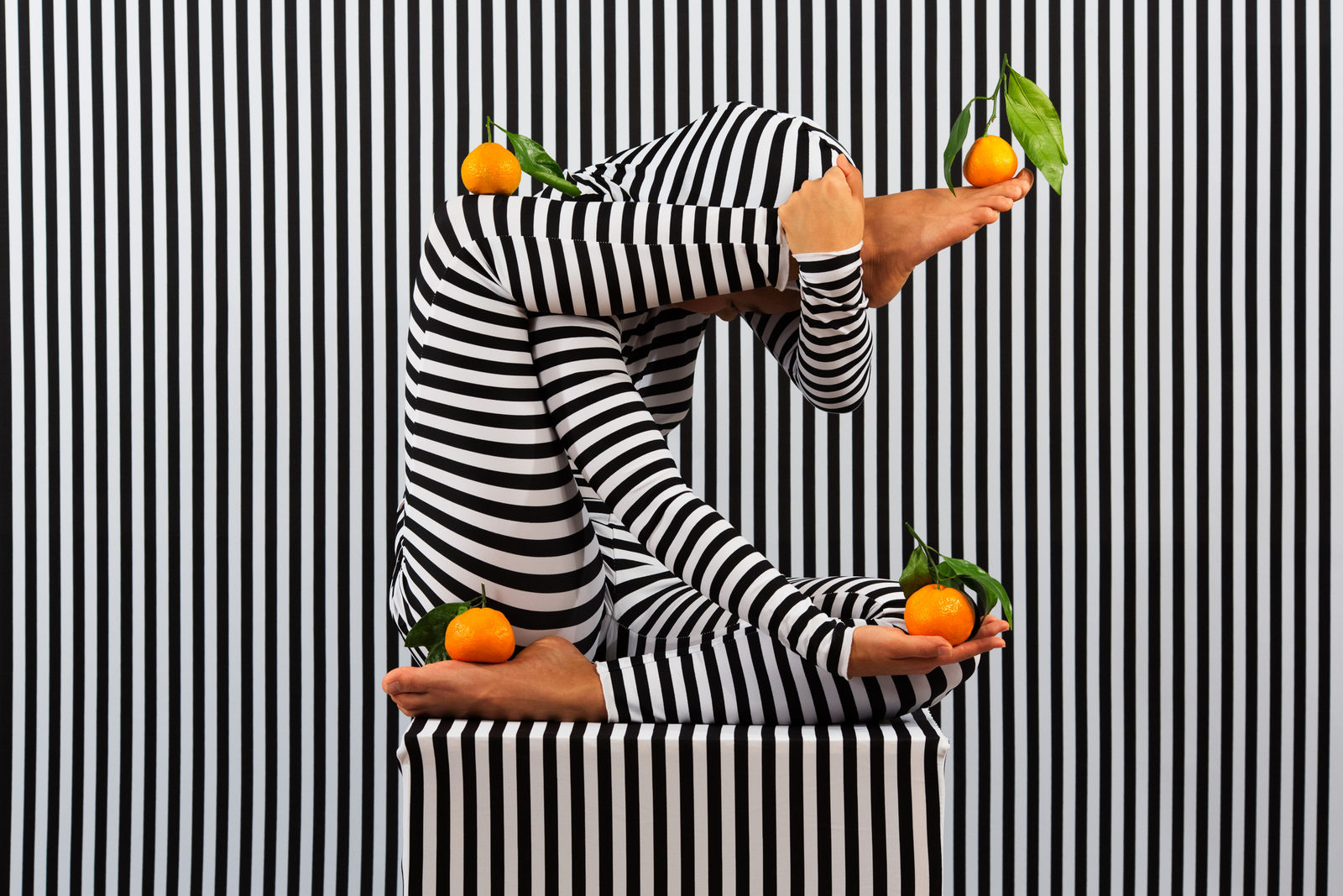 Adad Hannah, An Arrangement (Stripes Case Study 2), 2018