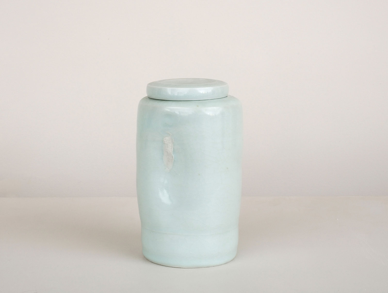 Edmund de Waal, Lidded jar, 1993–2000 c.