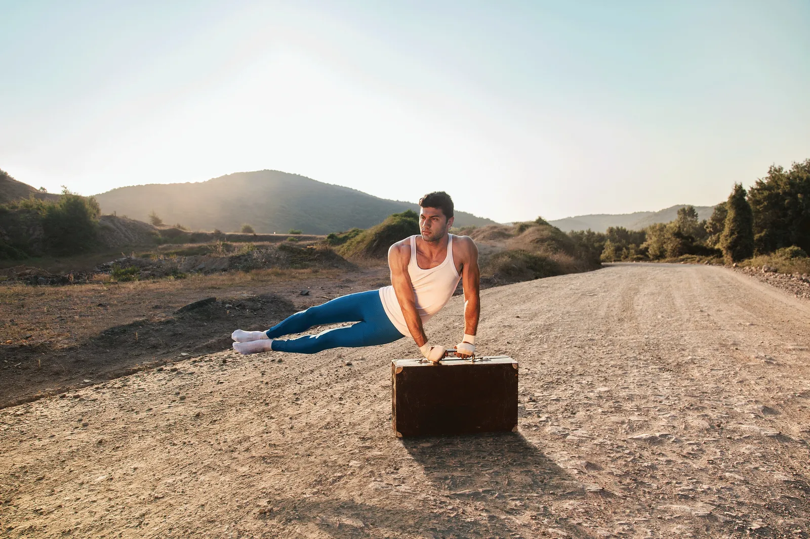 ŞENER ÖZMEN, On The Road, 2012